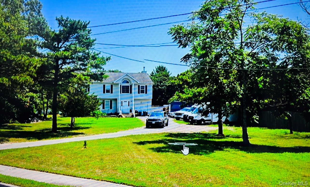 241 Middle Island Road, Medford, NY 11763