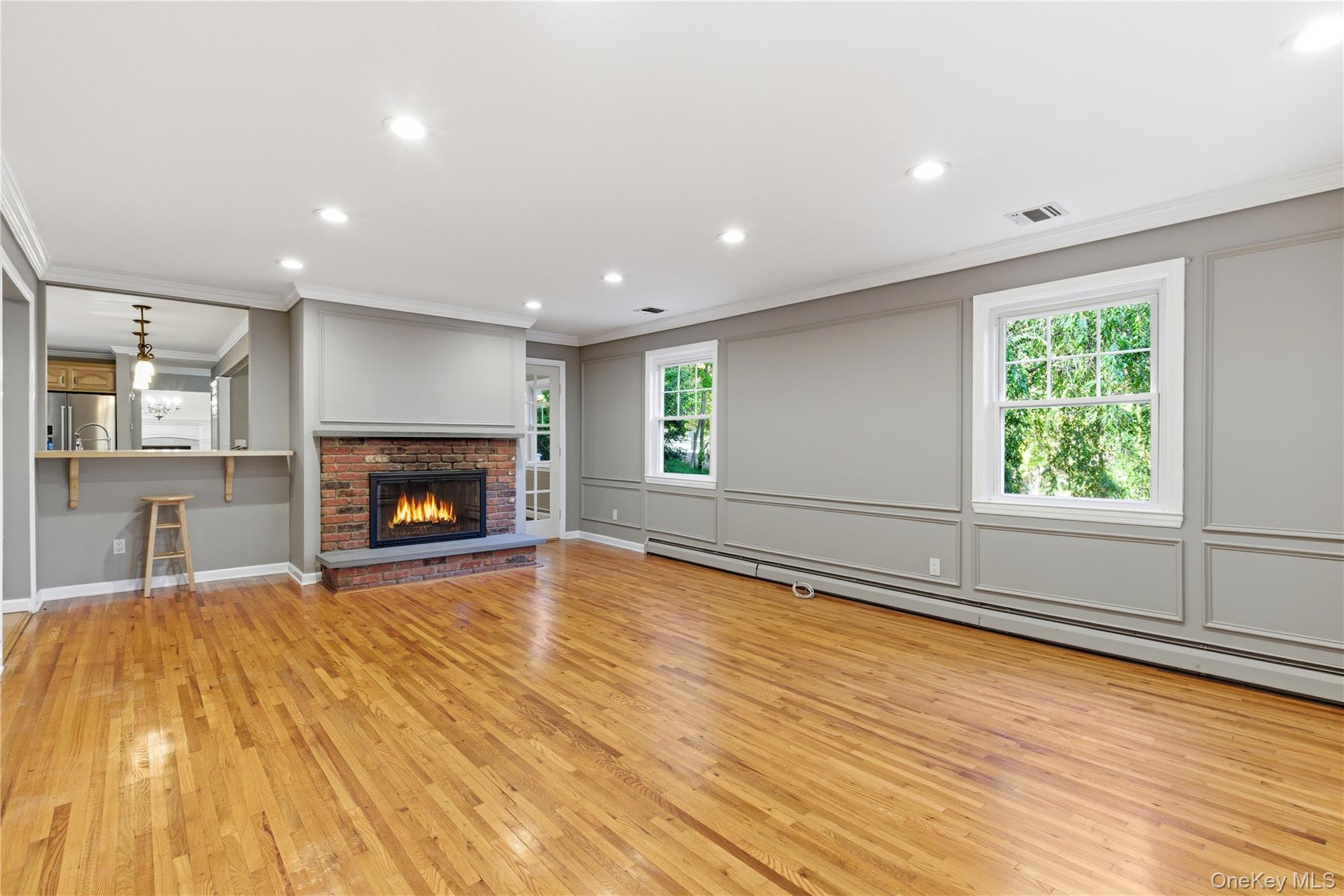 128 Cove Road, Huntington, NY 11743