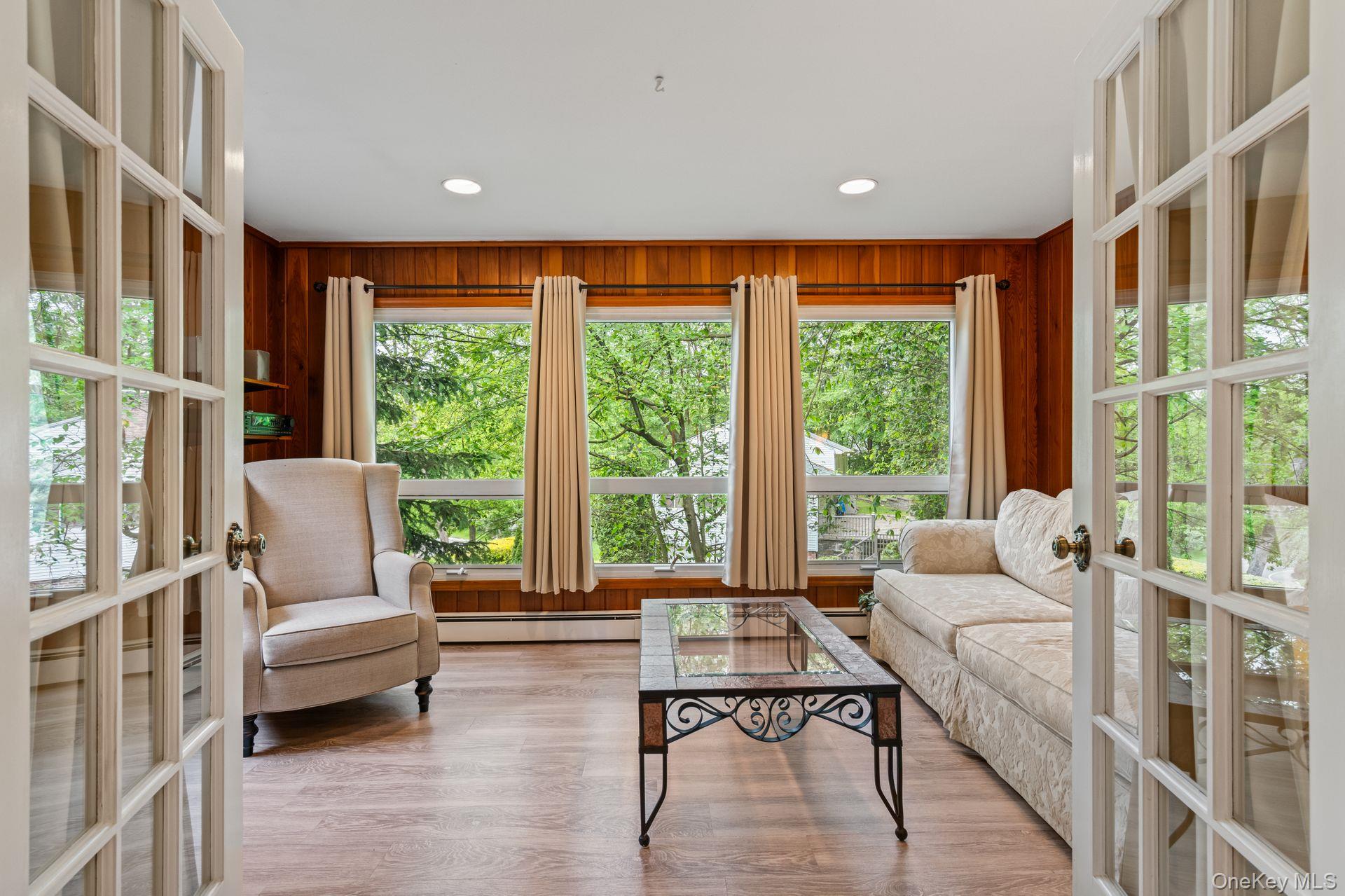 128 Cove Road, Huntington, NY 11743