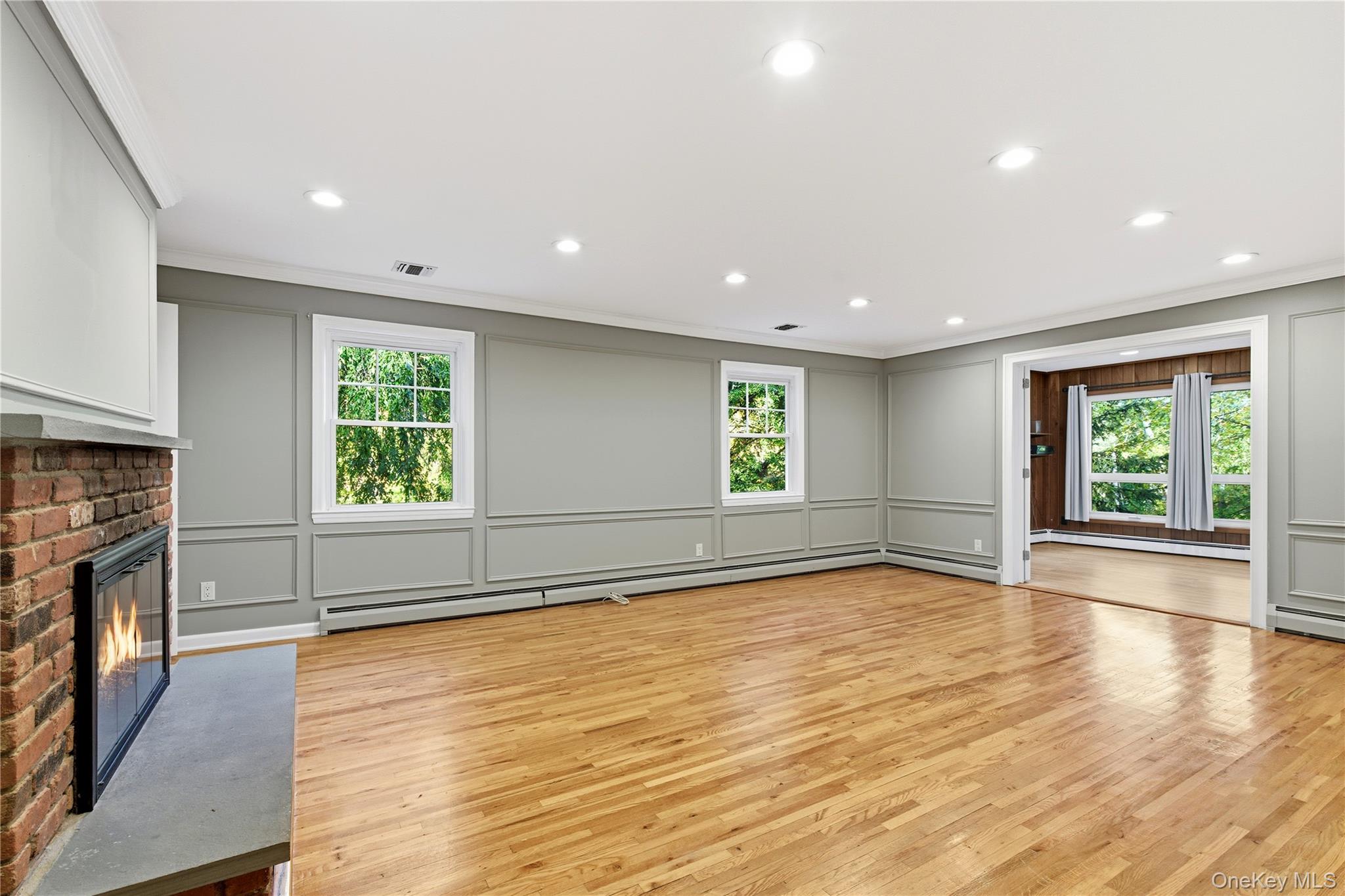 128 Cove Road, Huntington, NY 11743