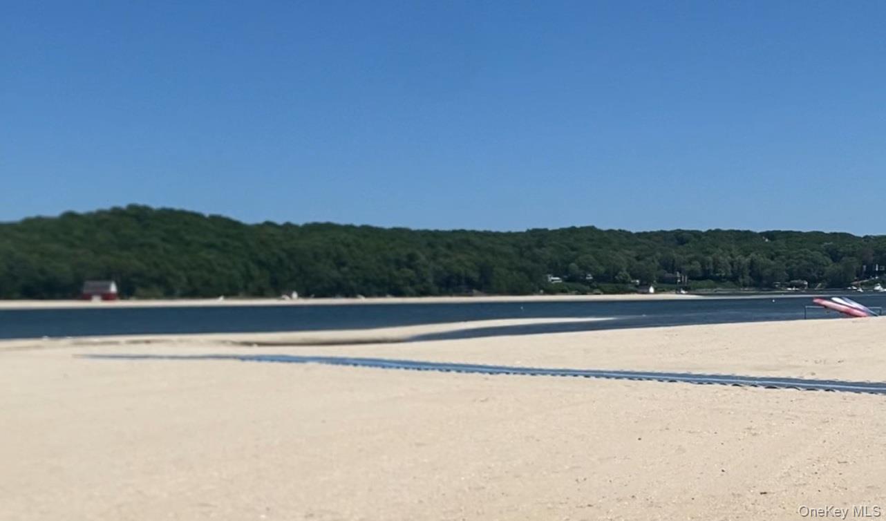 128 Cove Road, Huntington, NY 11743