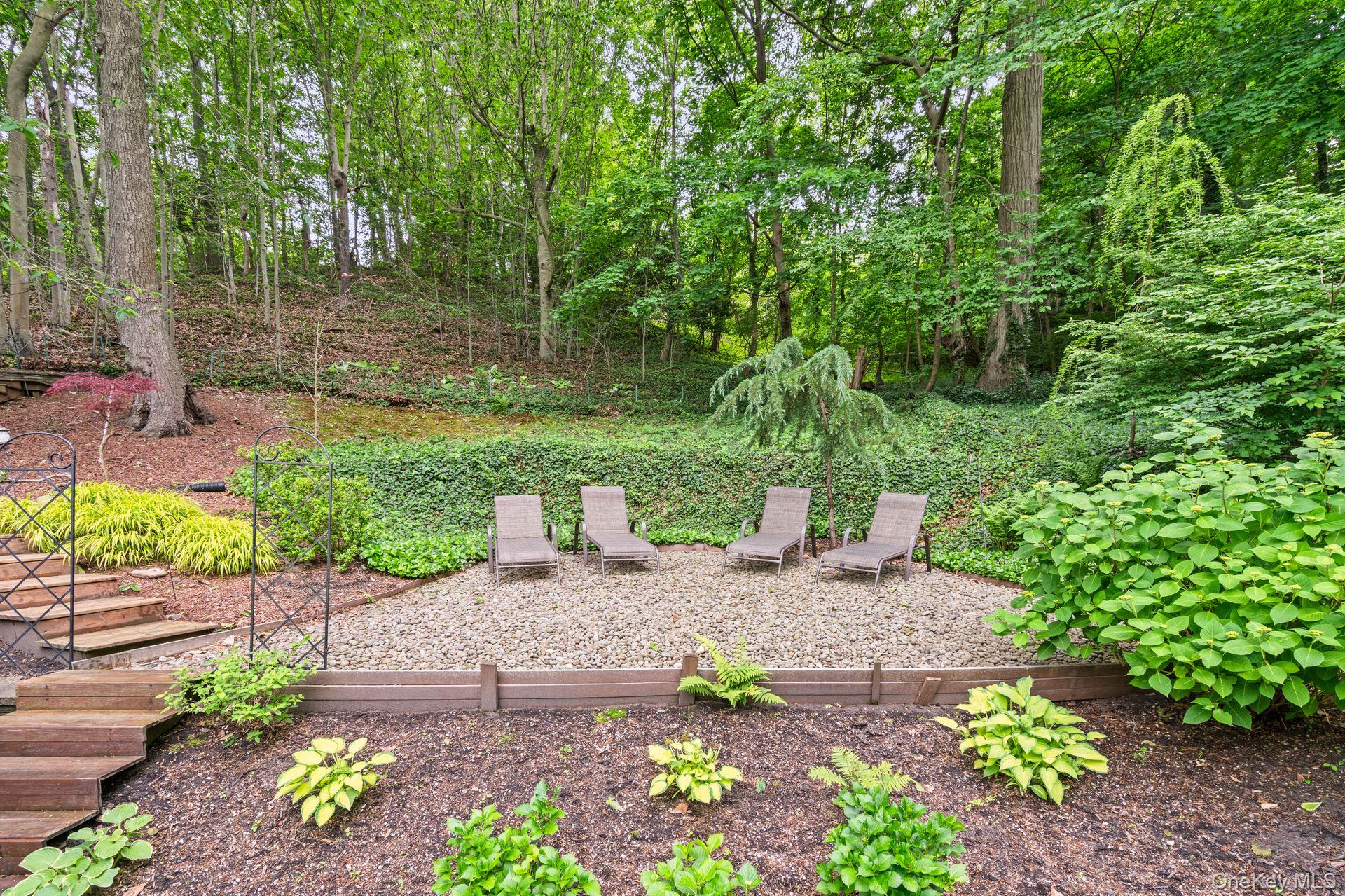 128 Cove Road, Huntington, NY 11743