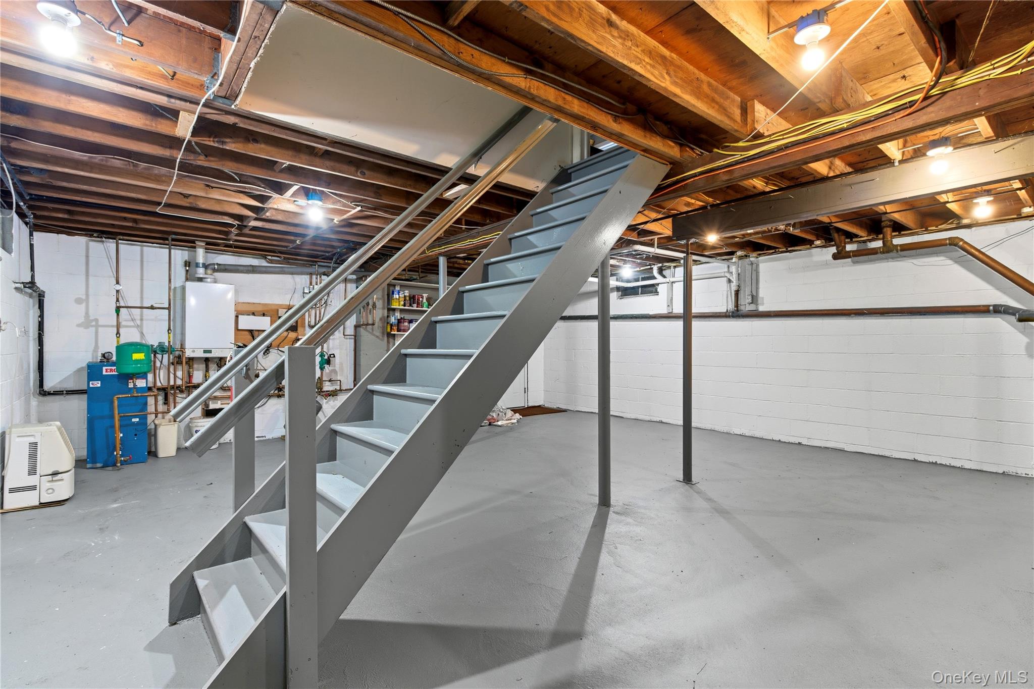 128 Cove Road, Huntington, NY 11743