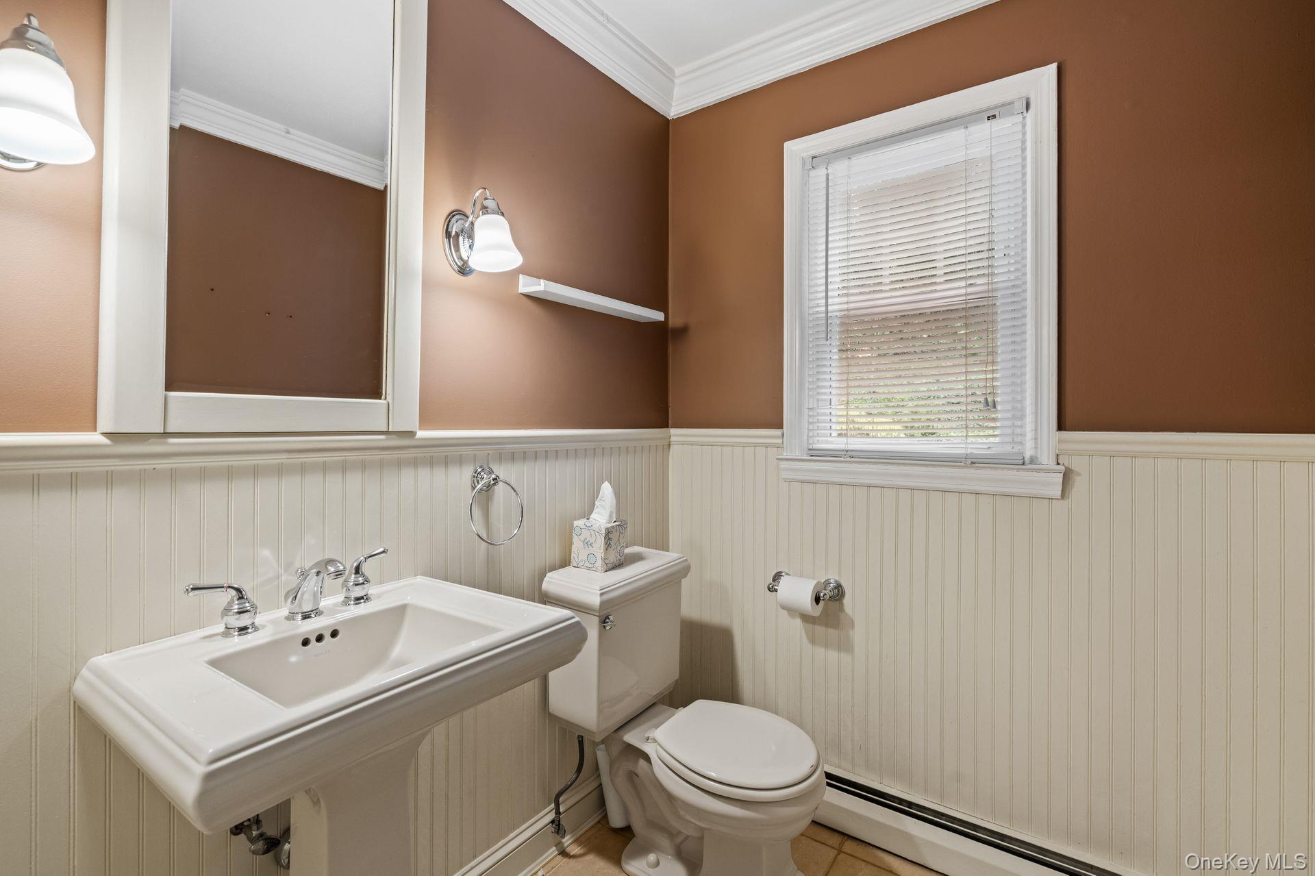 128 Cove Road, Huntington, NY 11743