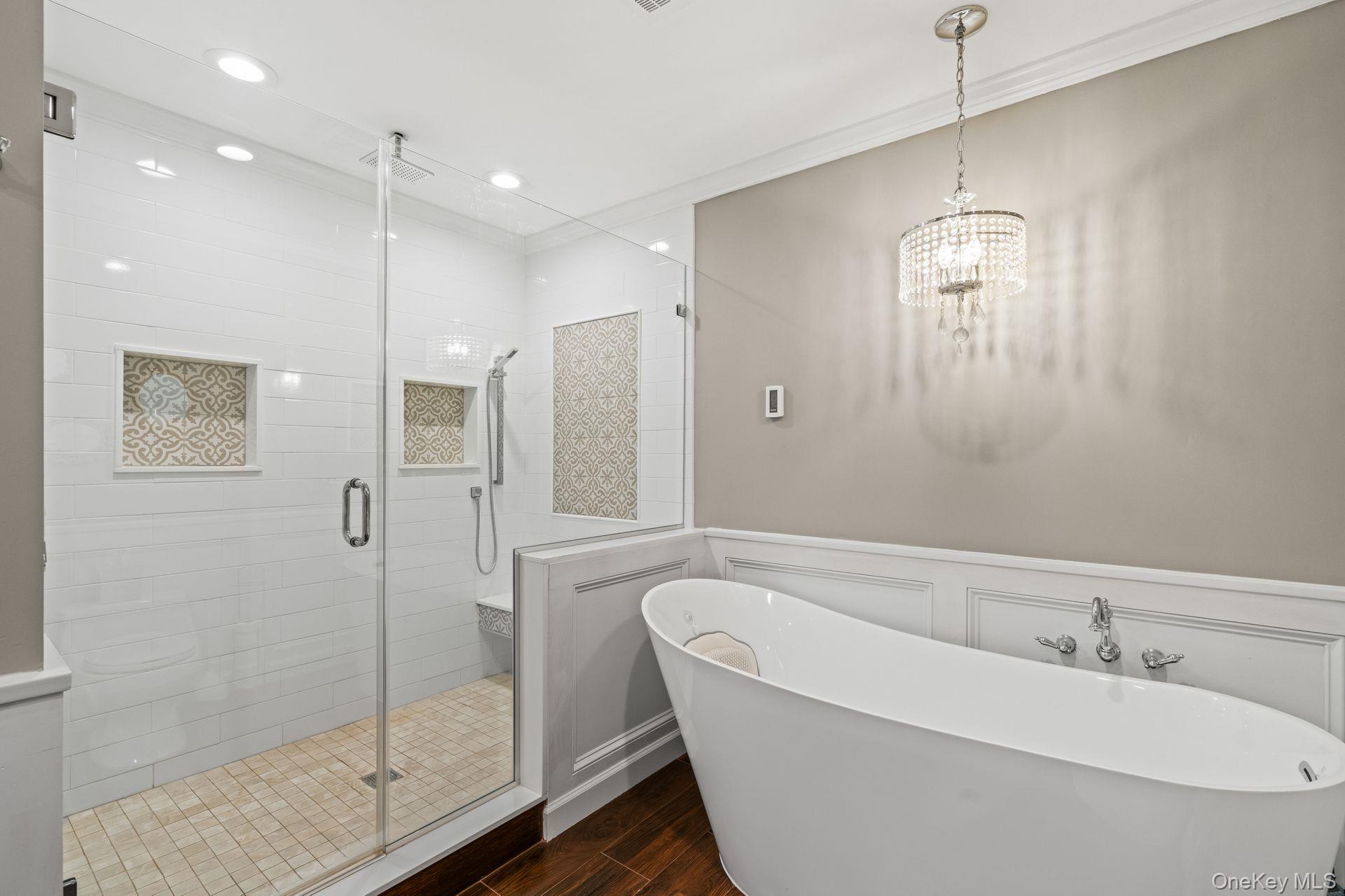 128 Cove Road, Huntington, NY 11743