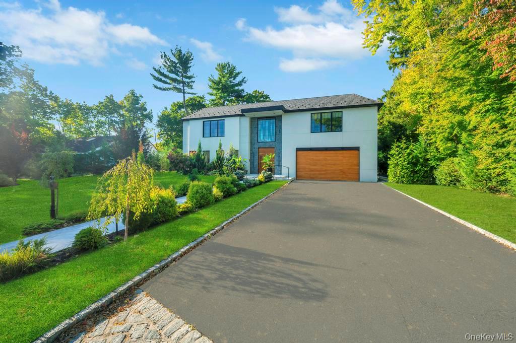 50 Gristmill Lane, Great Neck, NY 11023