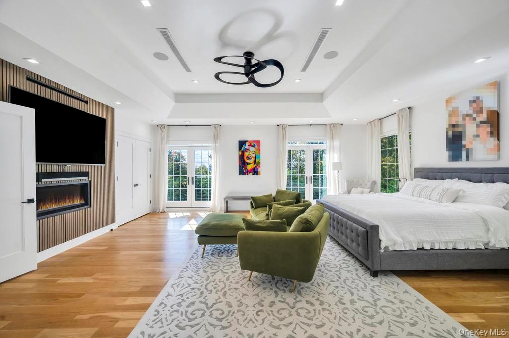 50 Gristmill Lane, Great Neck, NY 11023