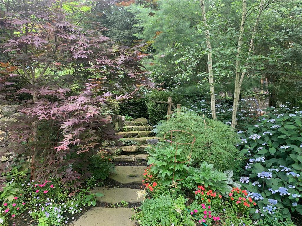 41 Lake Drive # Unit #B, Lake Peekskill, NY 10537