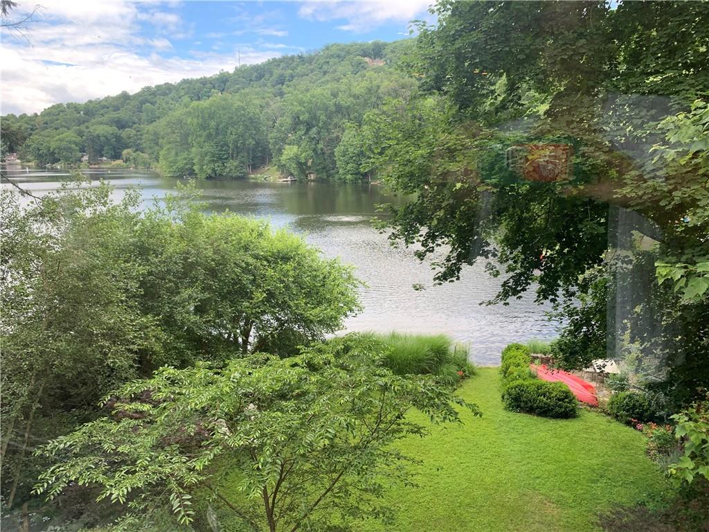 41 Lake Drive # Unit #B, Lake Peekskill, NY 10537