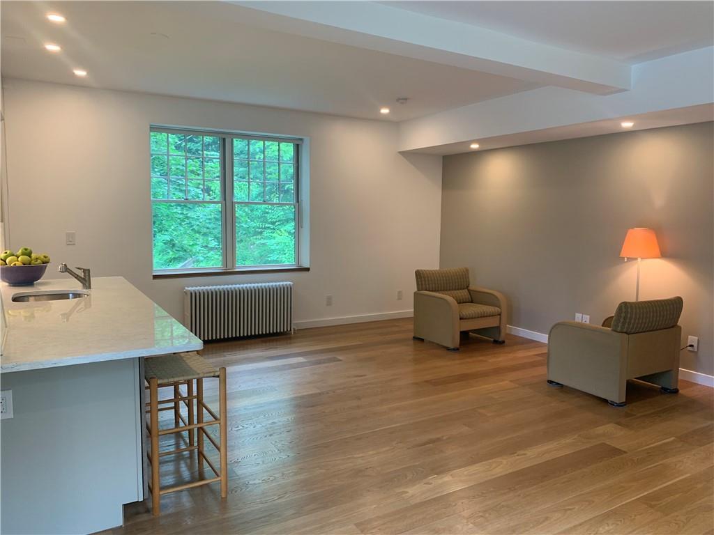 41 Lake Drive # Unit #B, Lake Peekskill, NY 10537