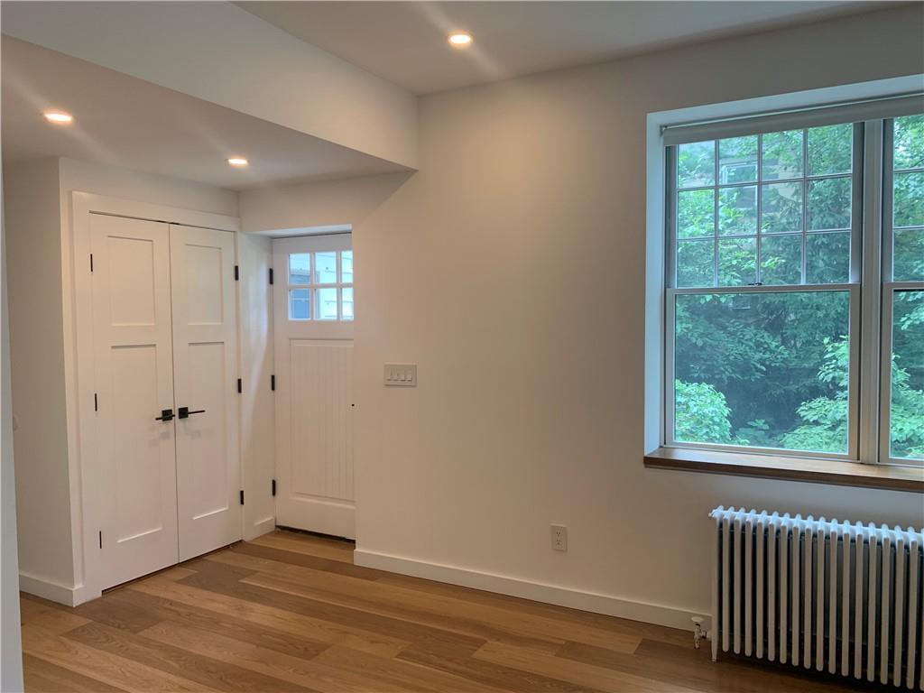 41 Lake Drive # Unit #B, Lake Peekskill, NY 10537