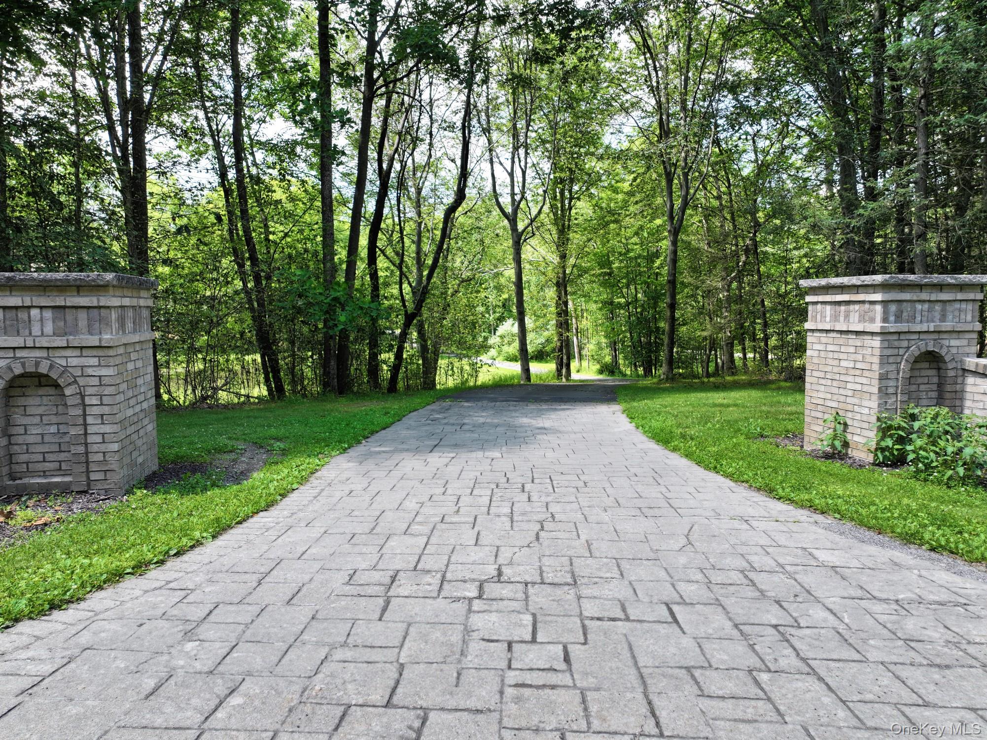 75 Susan Lane, Circleville, NY 10919