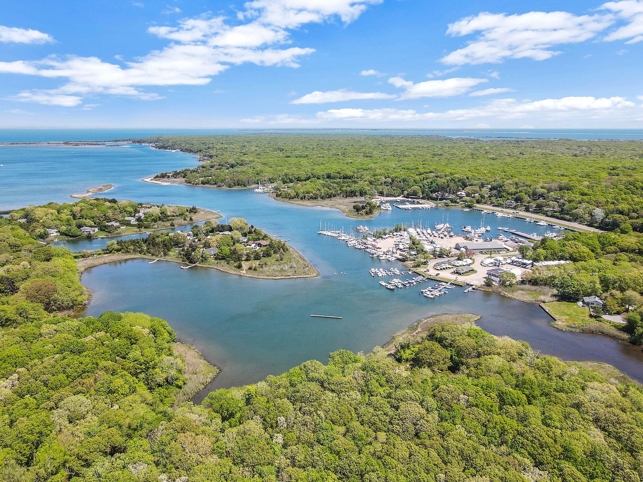 28 Huntting Road, East Hampton, NY 11937