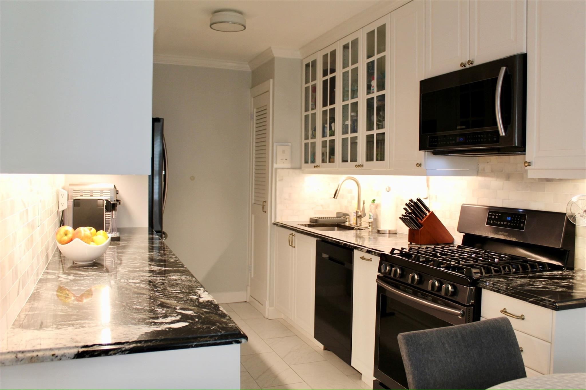 209 Garth Road # 1K, Scarsdale, NY 10583