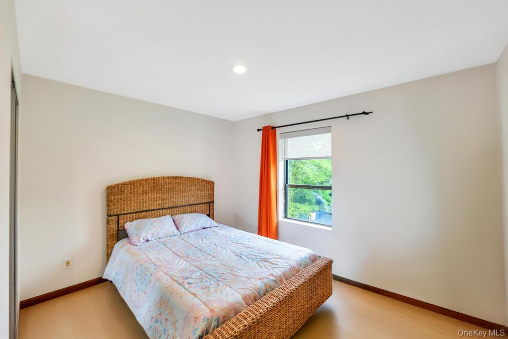 4 Bridle Court, Northport, NY 11768