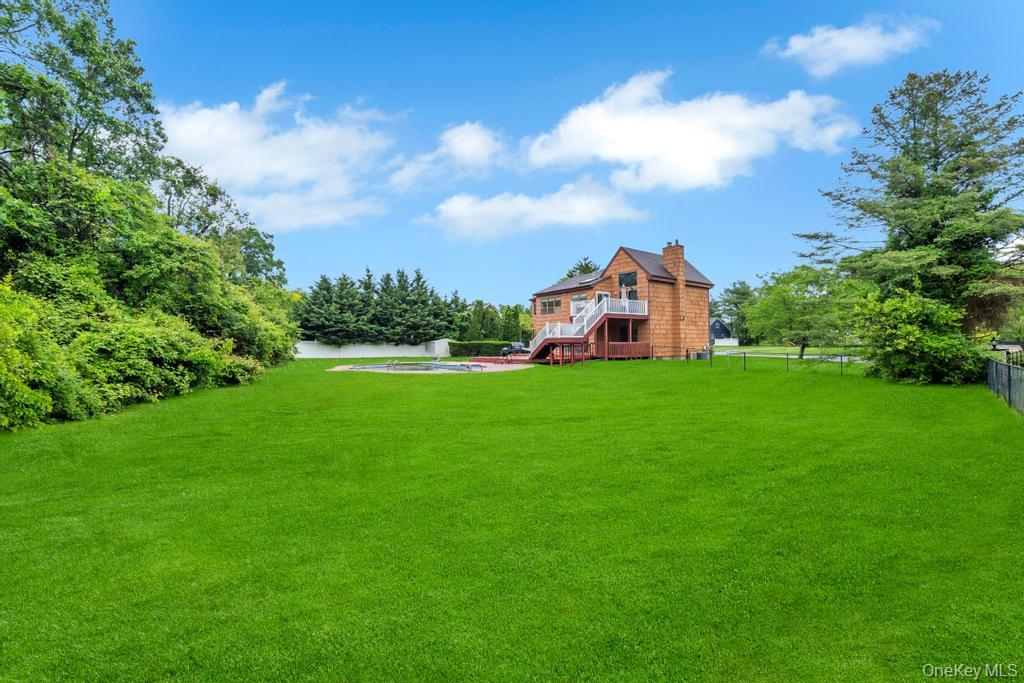 4 Bridle Court, Northport, NY 11768