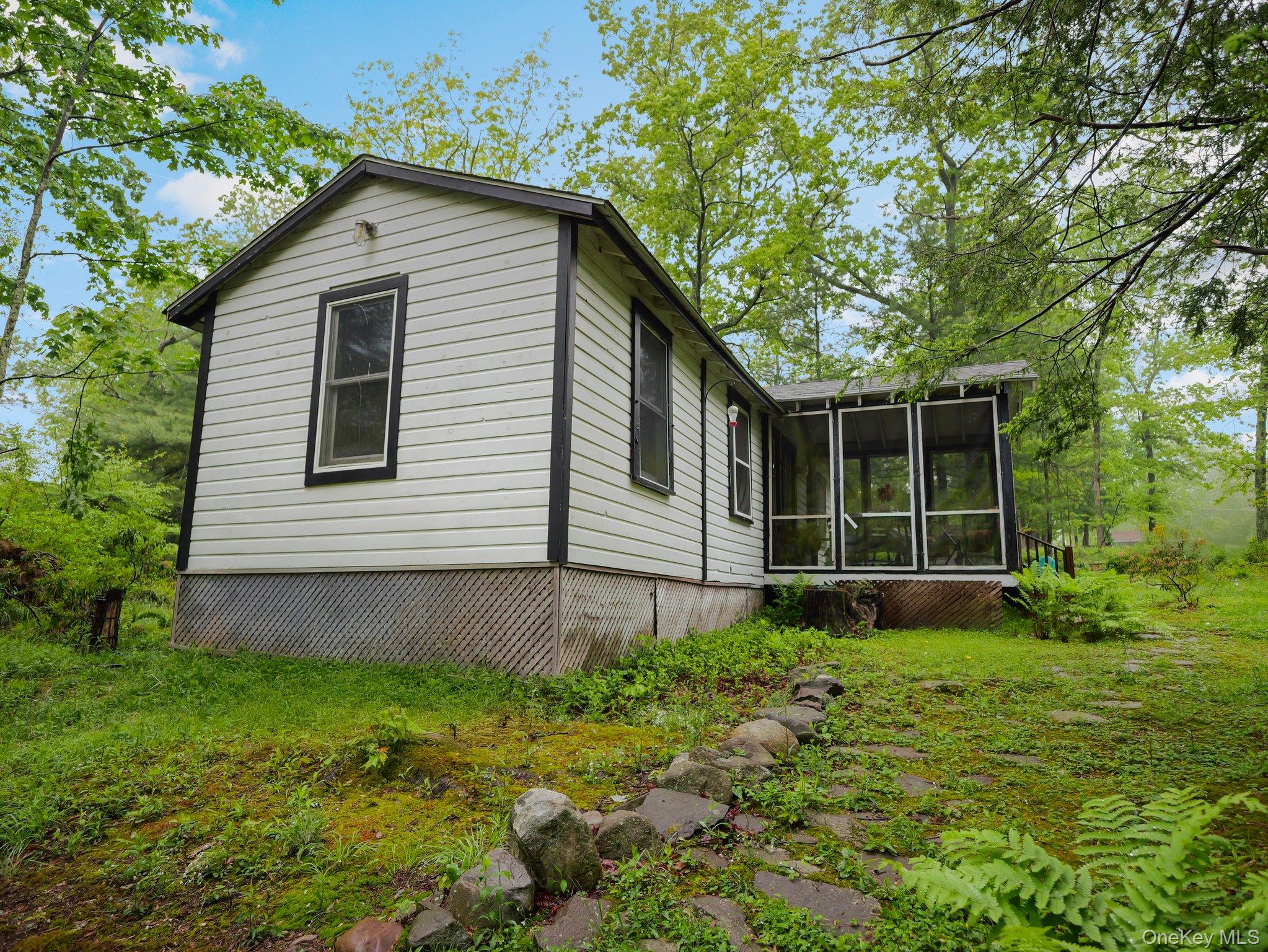 13 Sycamore Trail, Wurtsboro, NY 12790