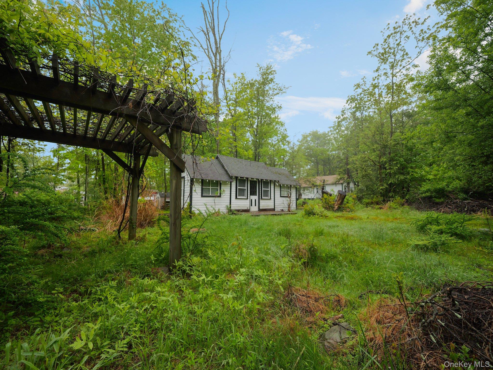 13 Sycamore Trail, Wurtsboro, NY 12790