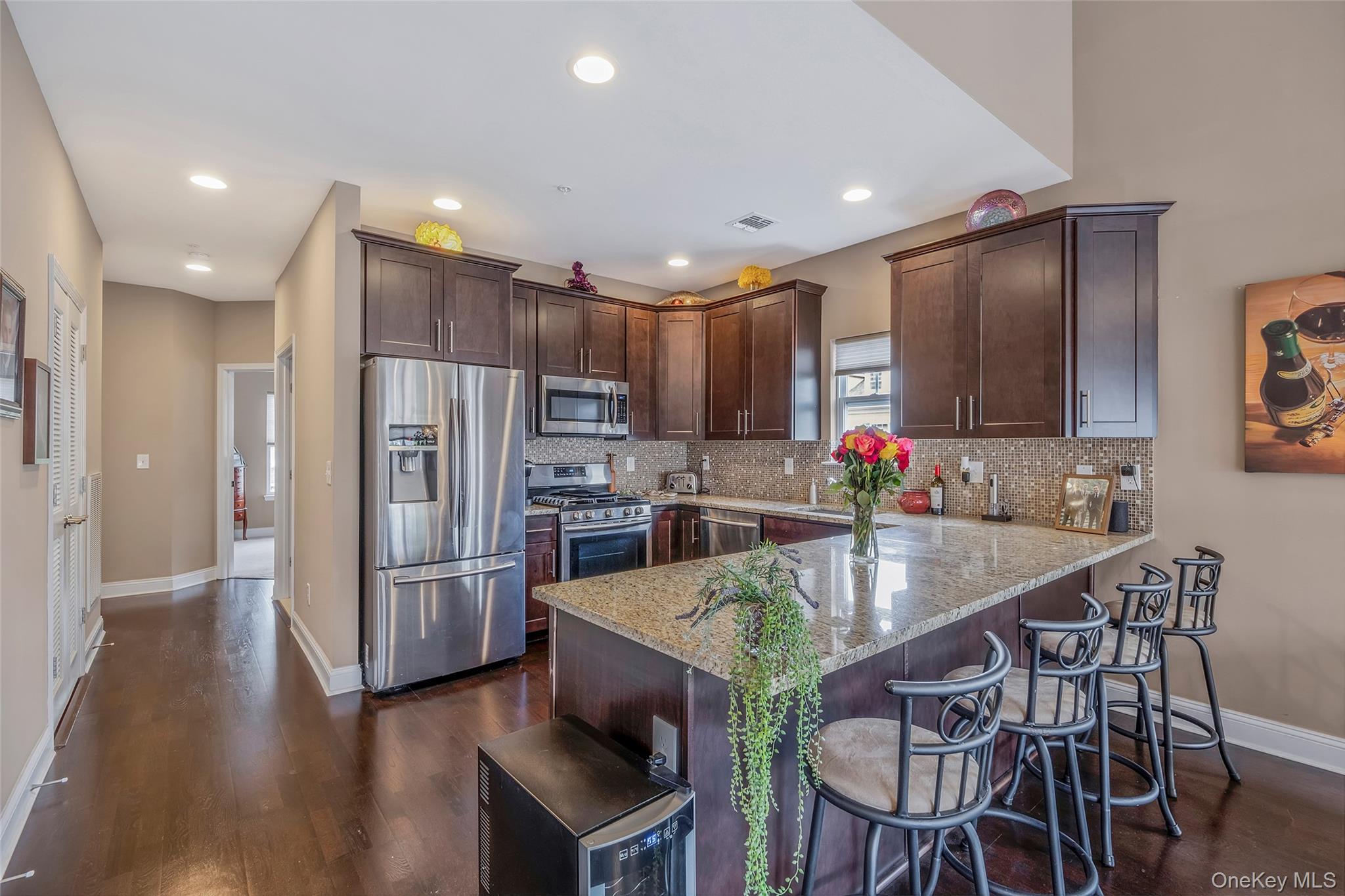 135 Rosebud Court # 135, Patchogue, NY 11772