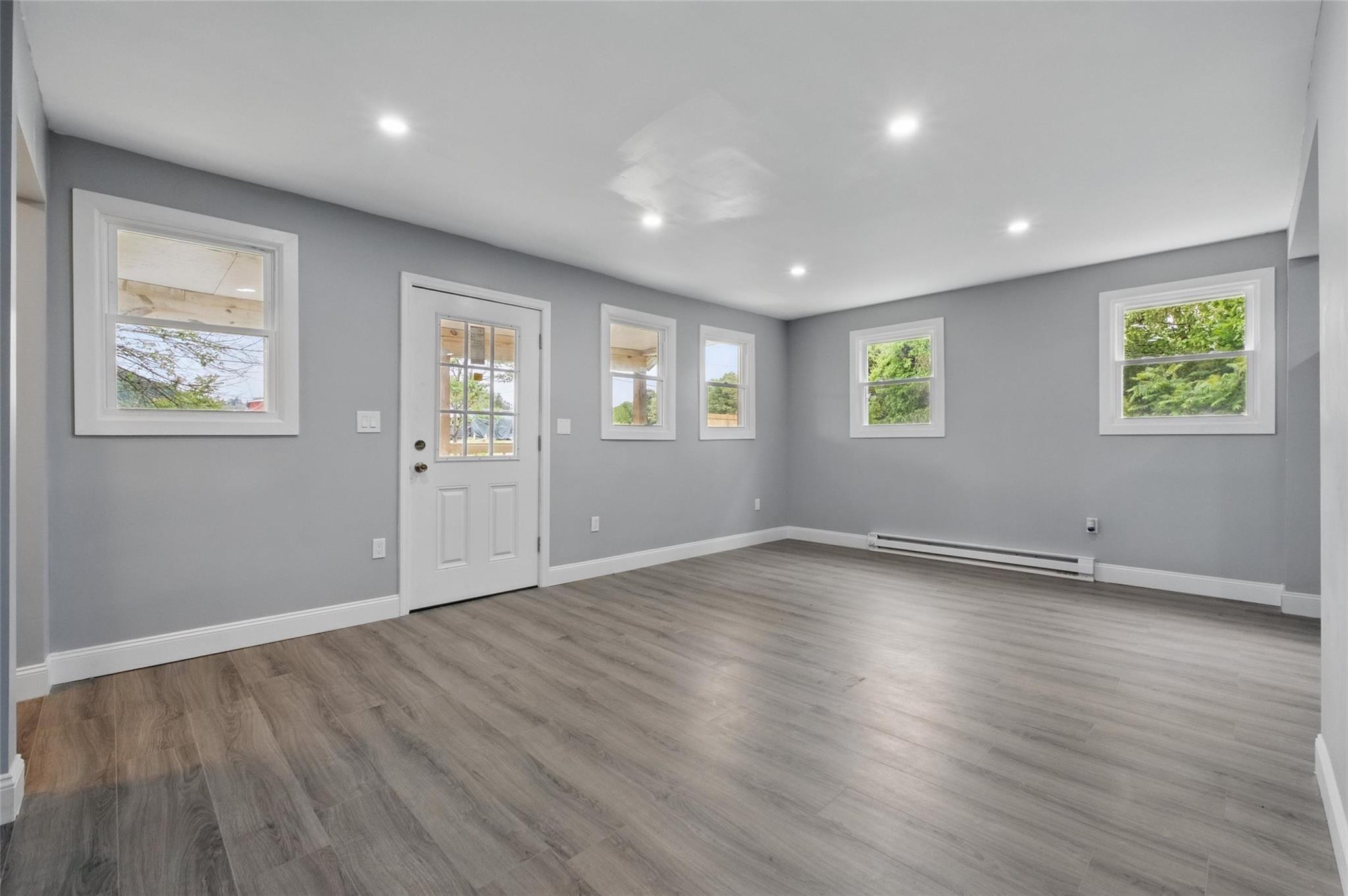 809 Broadway/Route 9W, Ulster Park, NY 12487