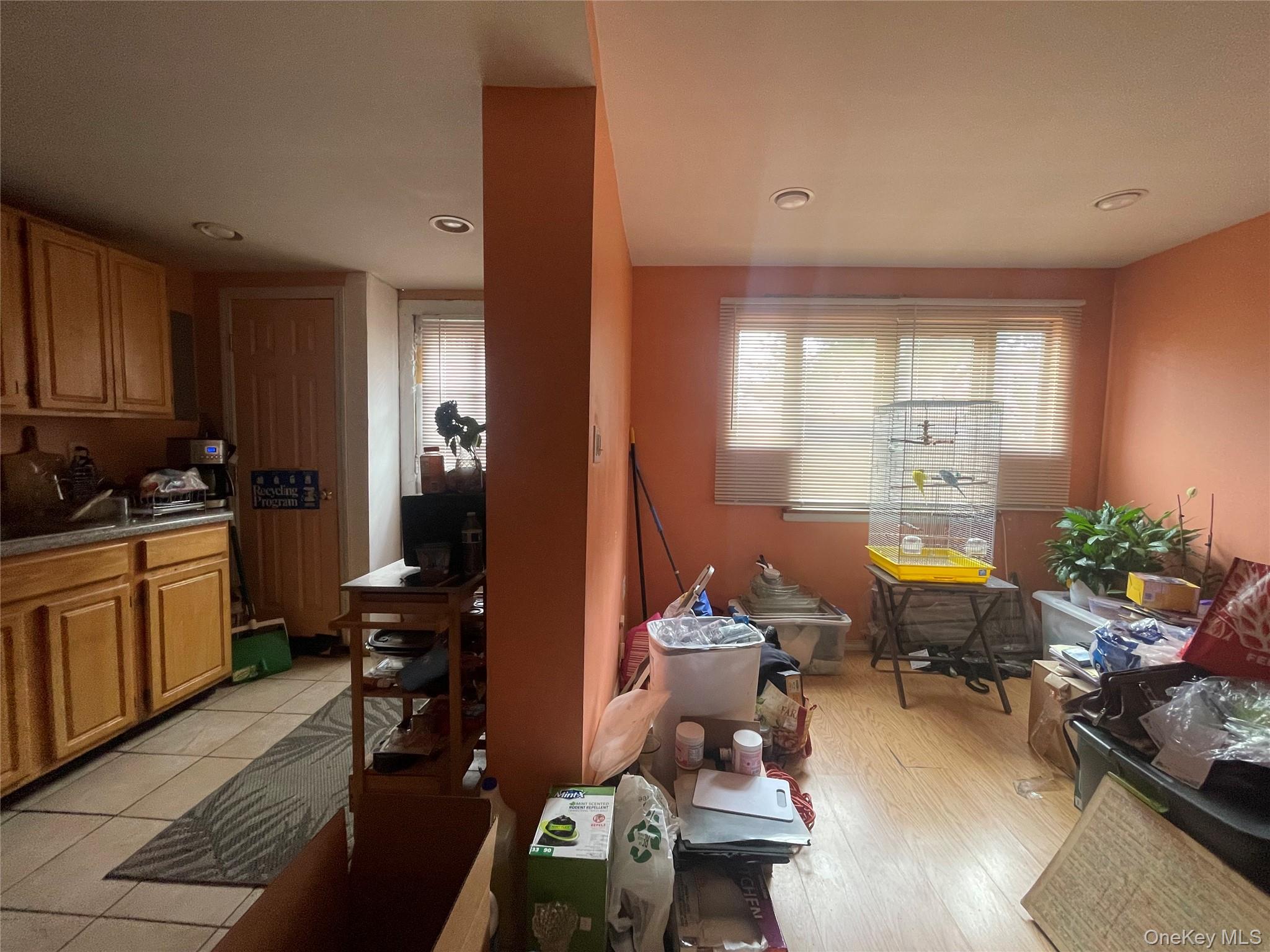 1037 E 214th Street, Bronx, NY 10469