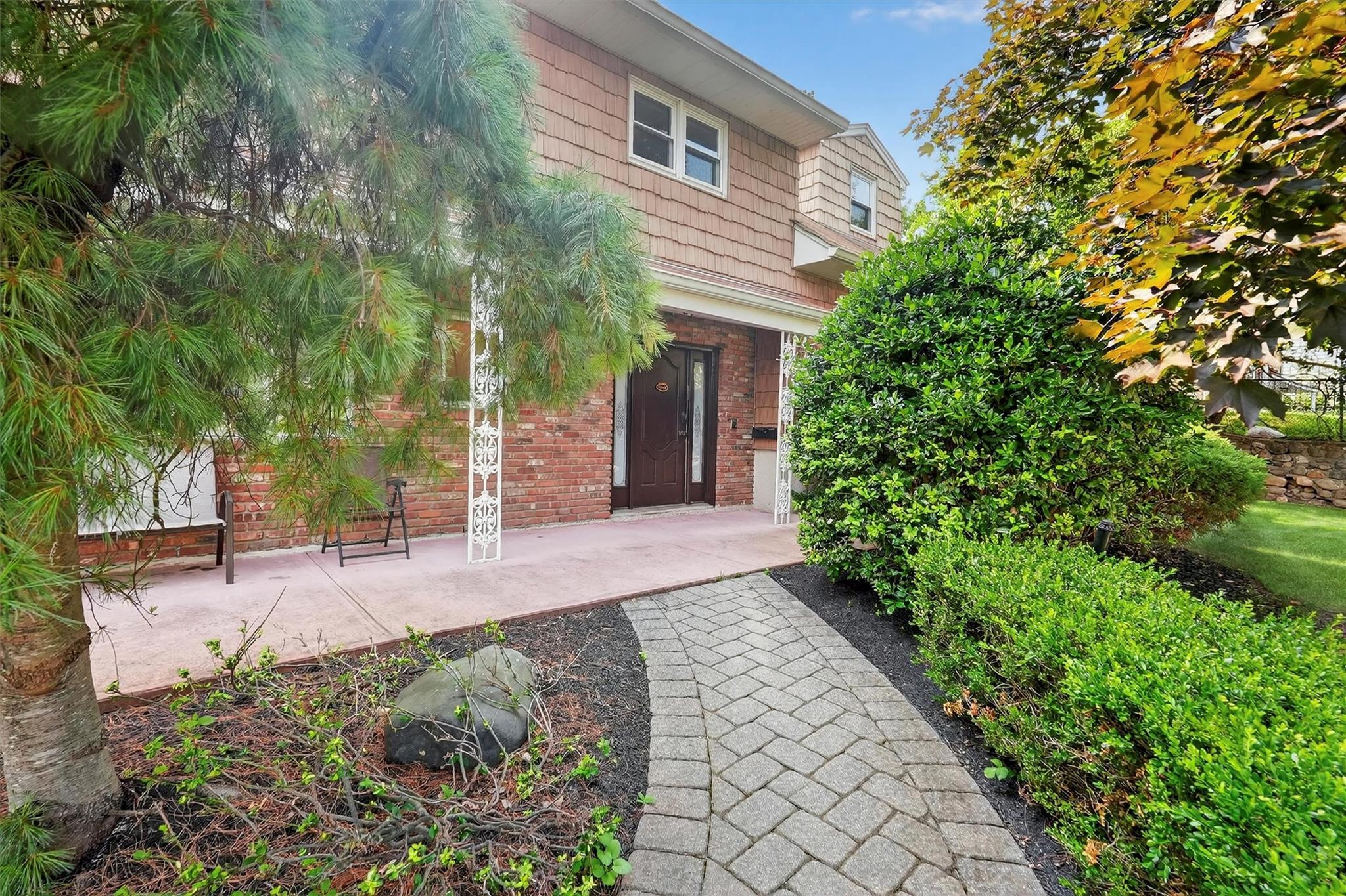 15 Dr Frank Road, Spring Valley, NY 10977