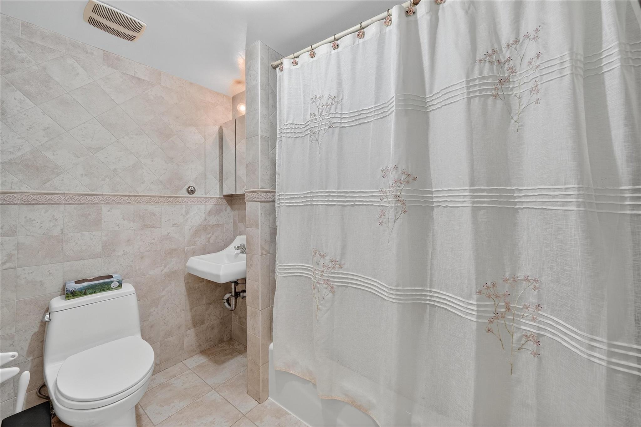 15 Dr Frank Road, Spring Valley, NY 10977