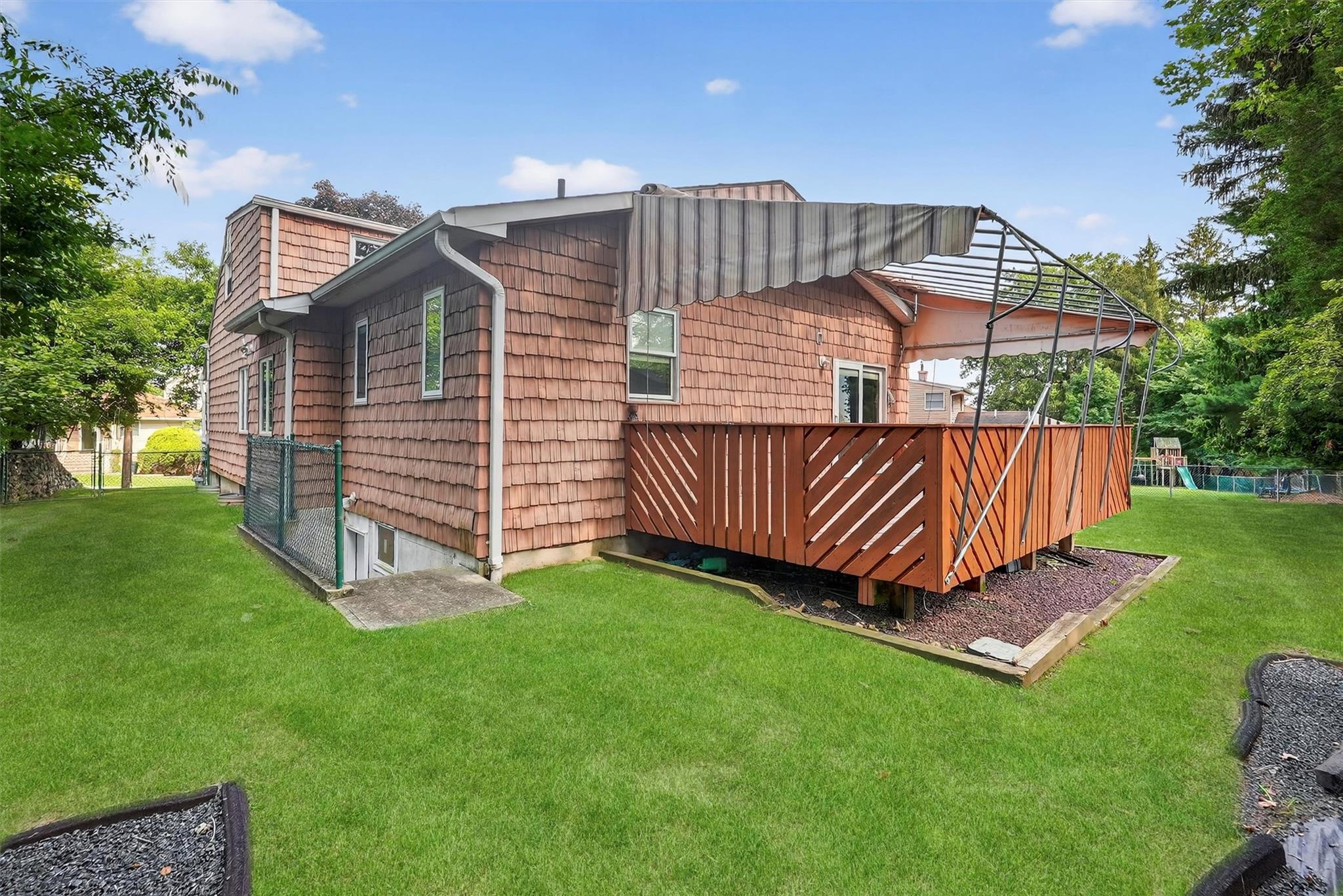 15 Dr Frank Road, Spring Valley, NY 10977