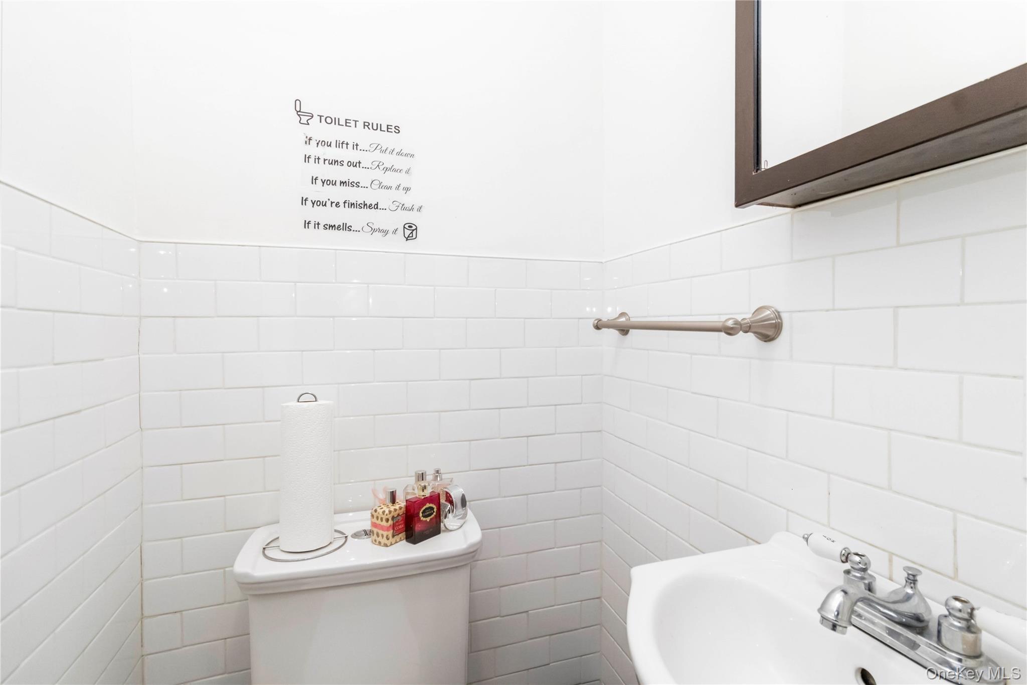 806 New Jersey Avenue, Brooklyn, NY 11207