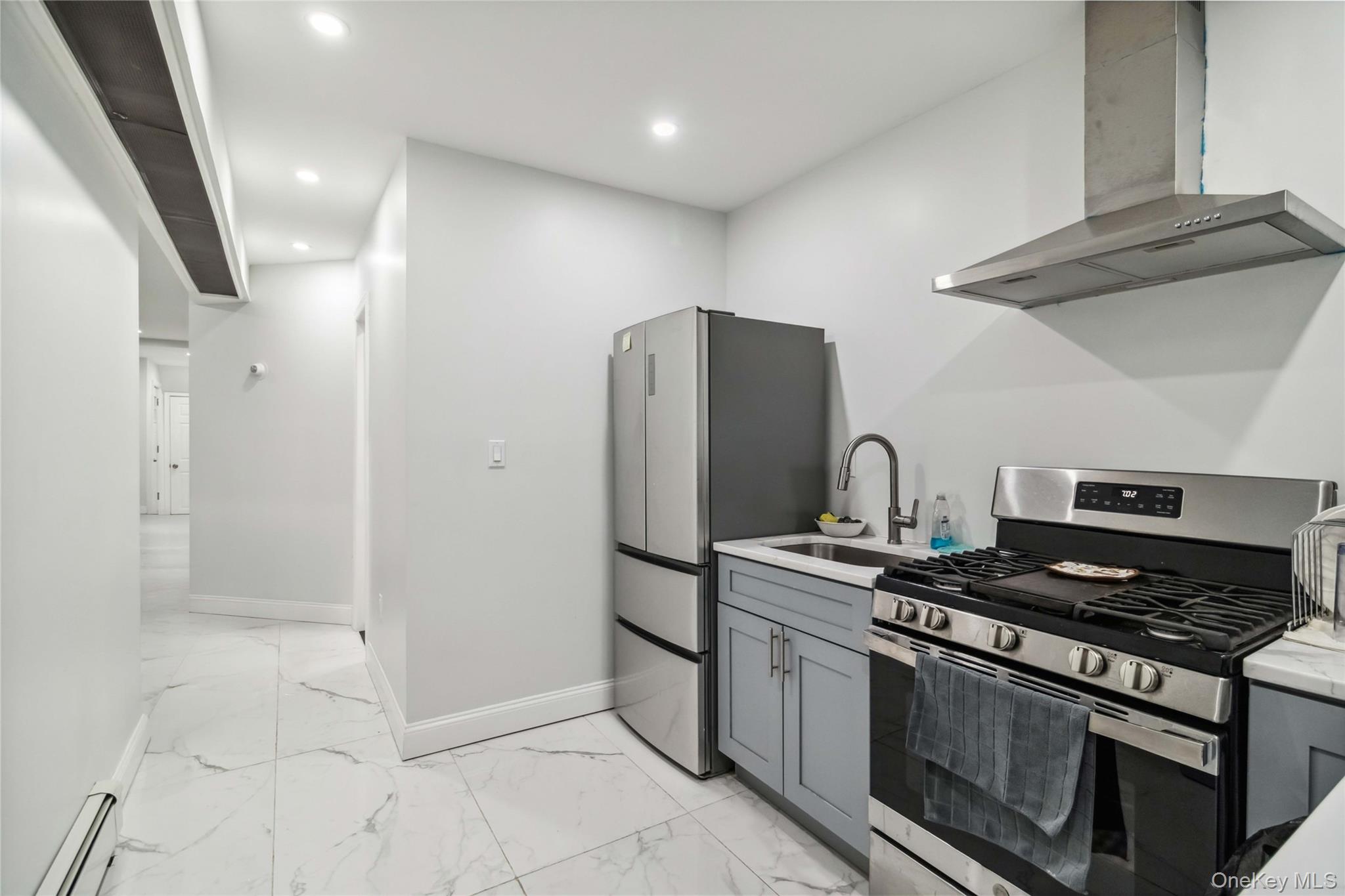 987 Pierce Avenue, Bronx, NY 10462