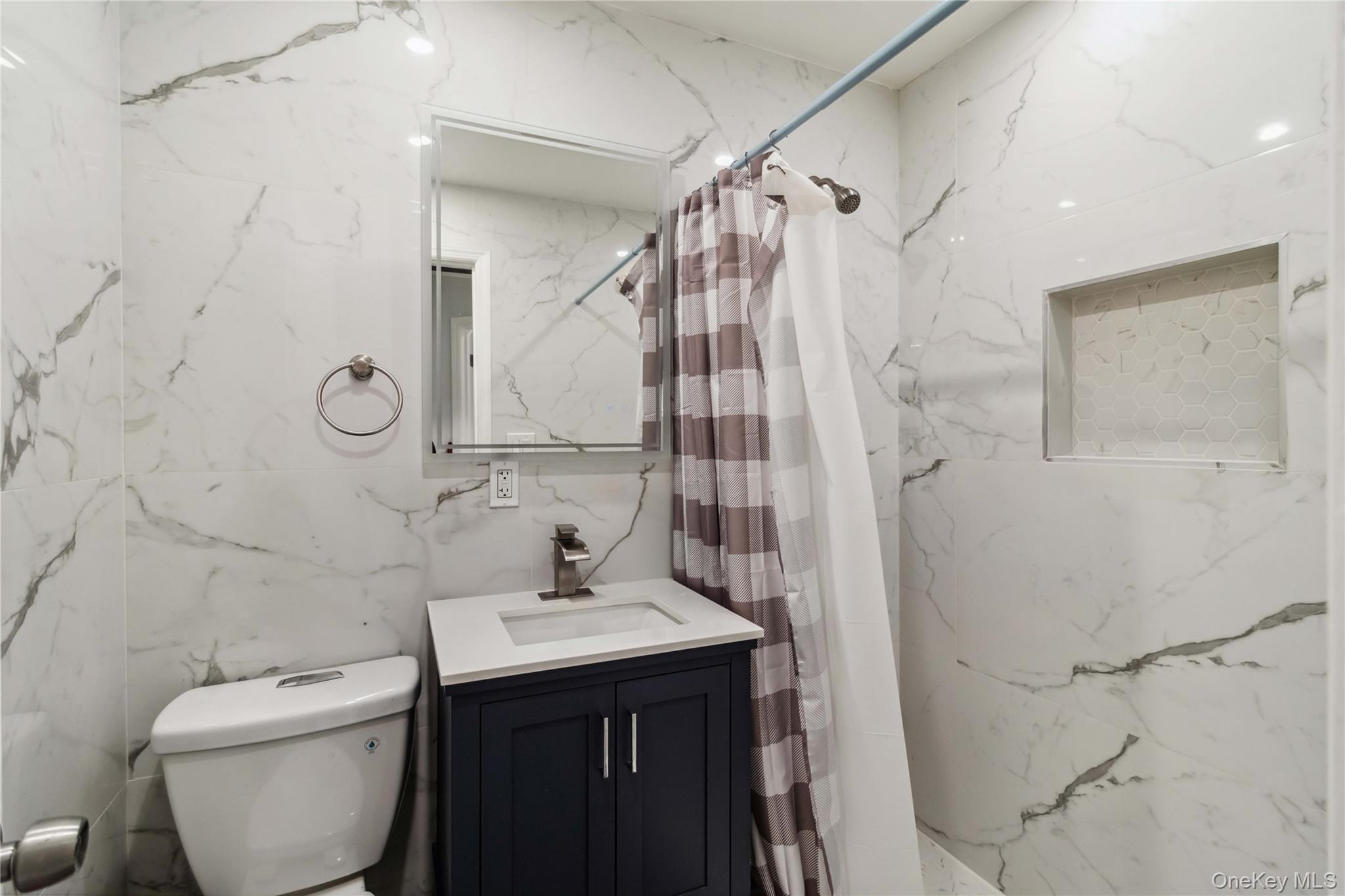 987 Pierce Avenue, Bronx, NY 10462