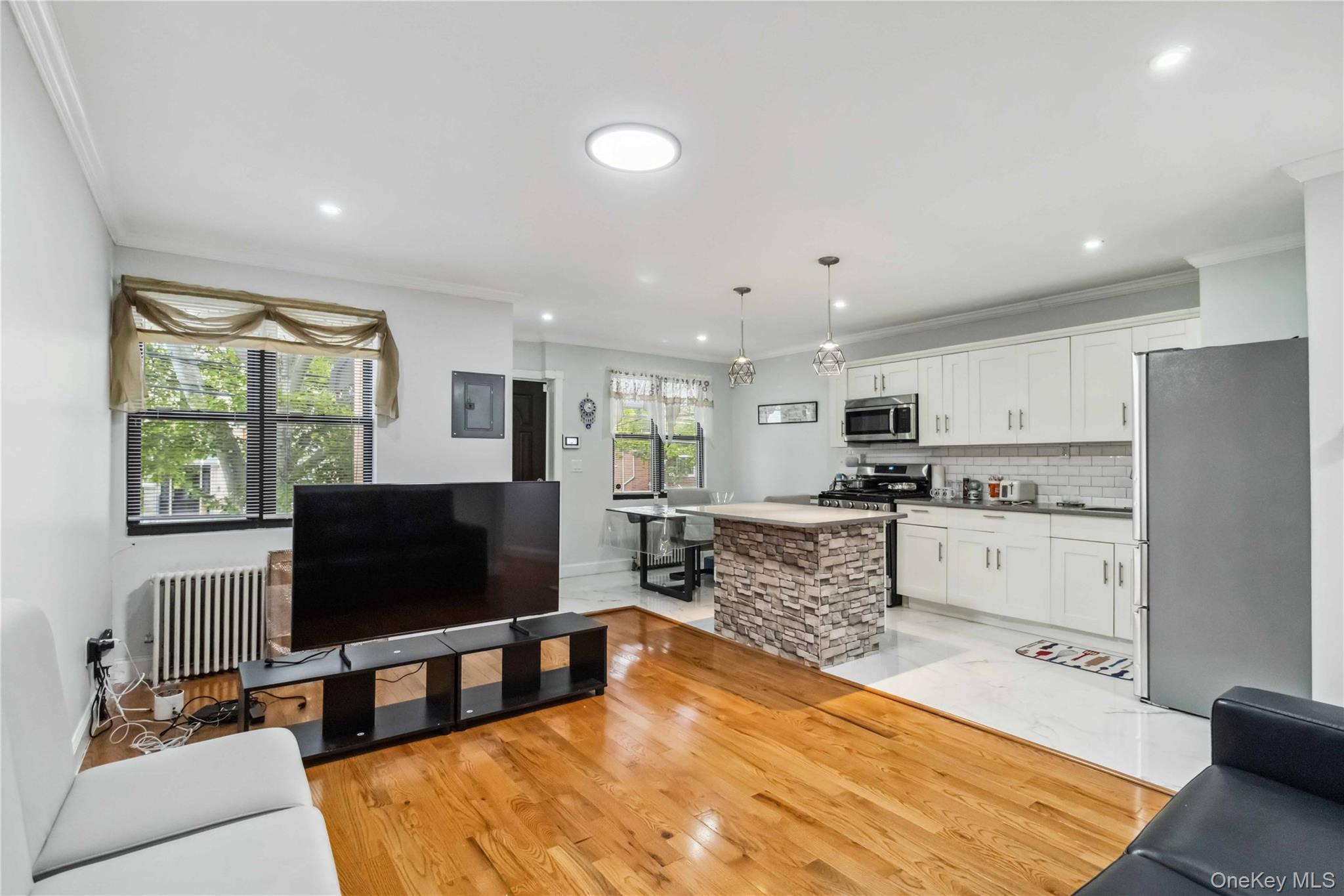 987 Pierce Avenue, Bronx, NY 10462