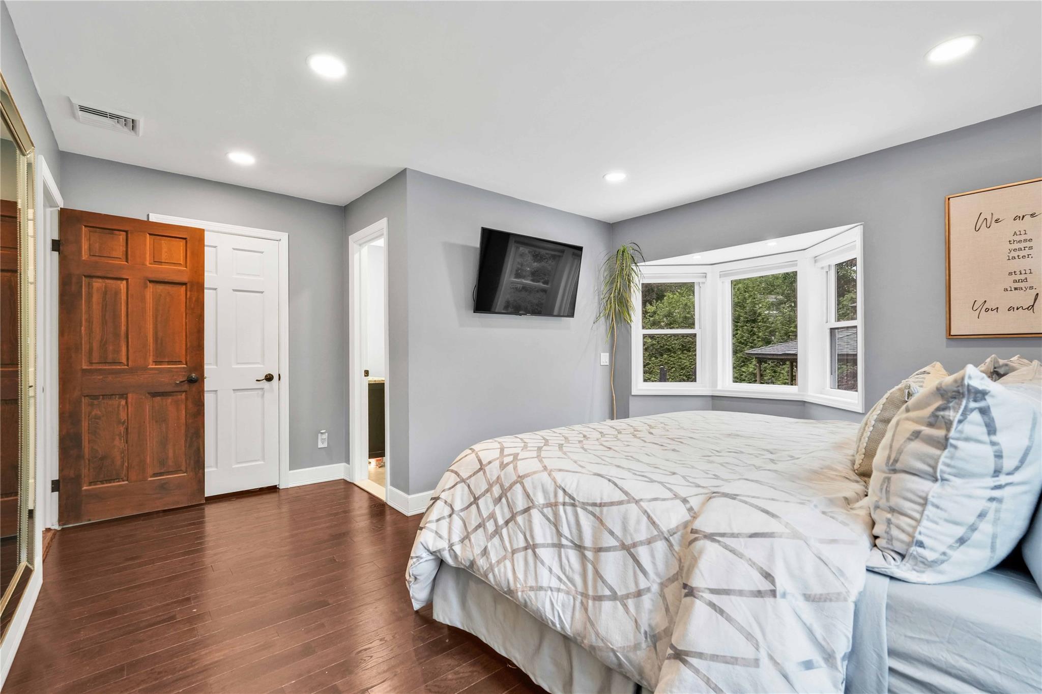 69 Bankside Drive, Centerport, NY 11721