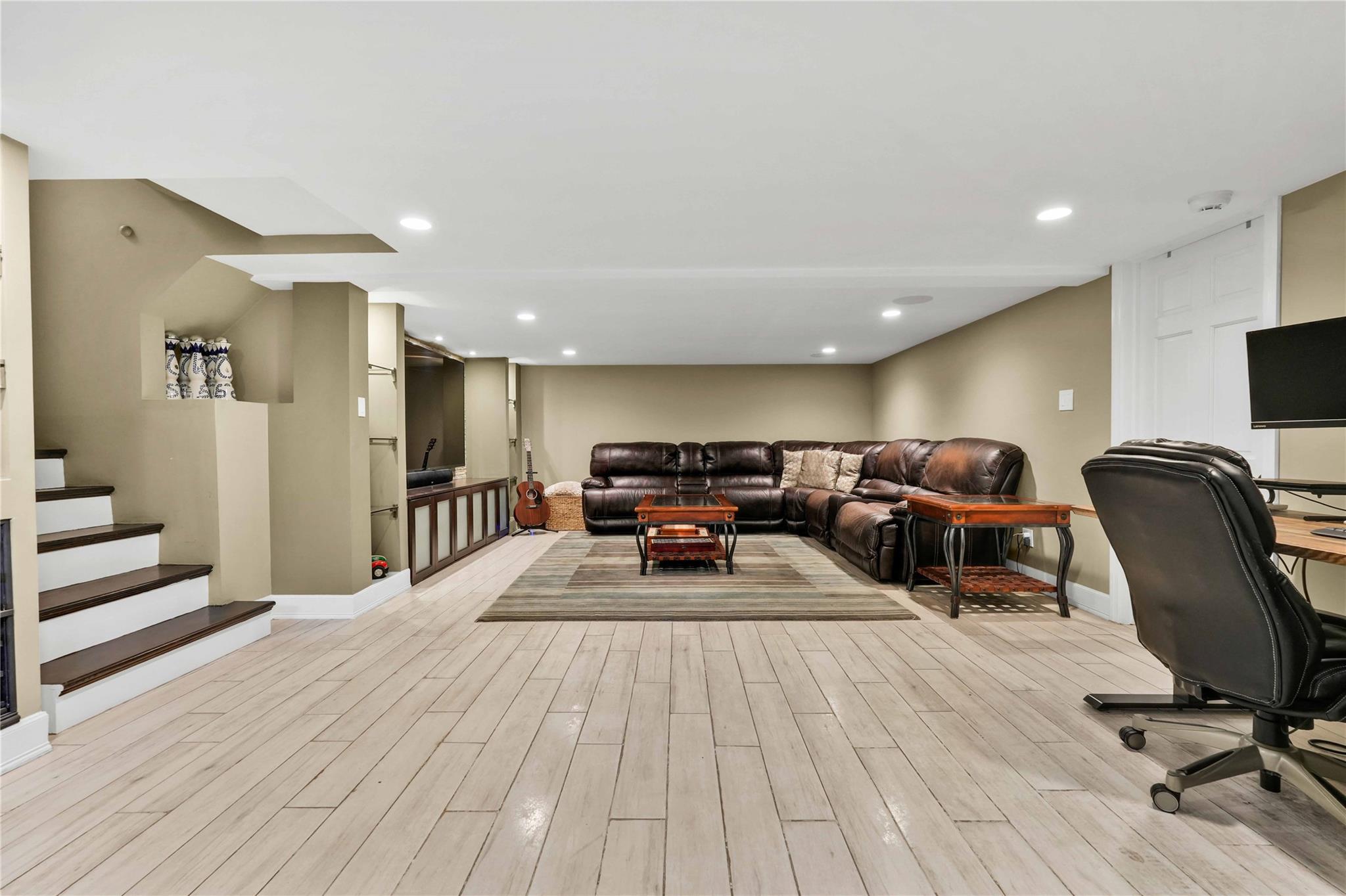 69 Bankside Drive, Centerport, NY 11721