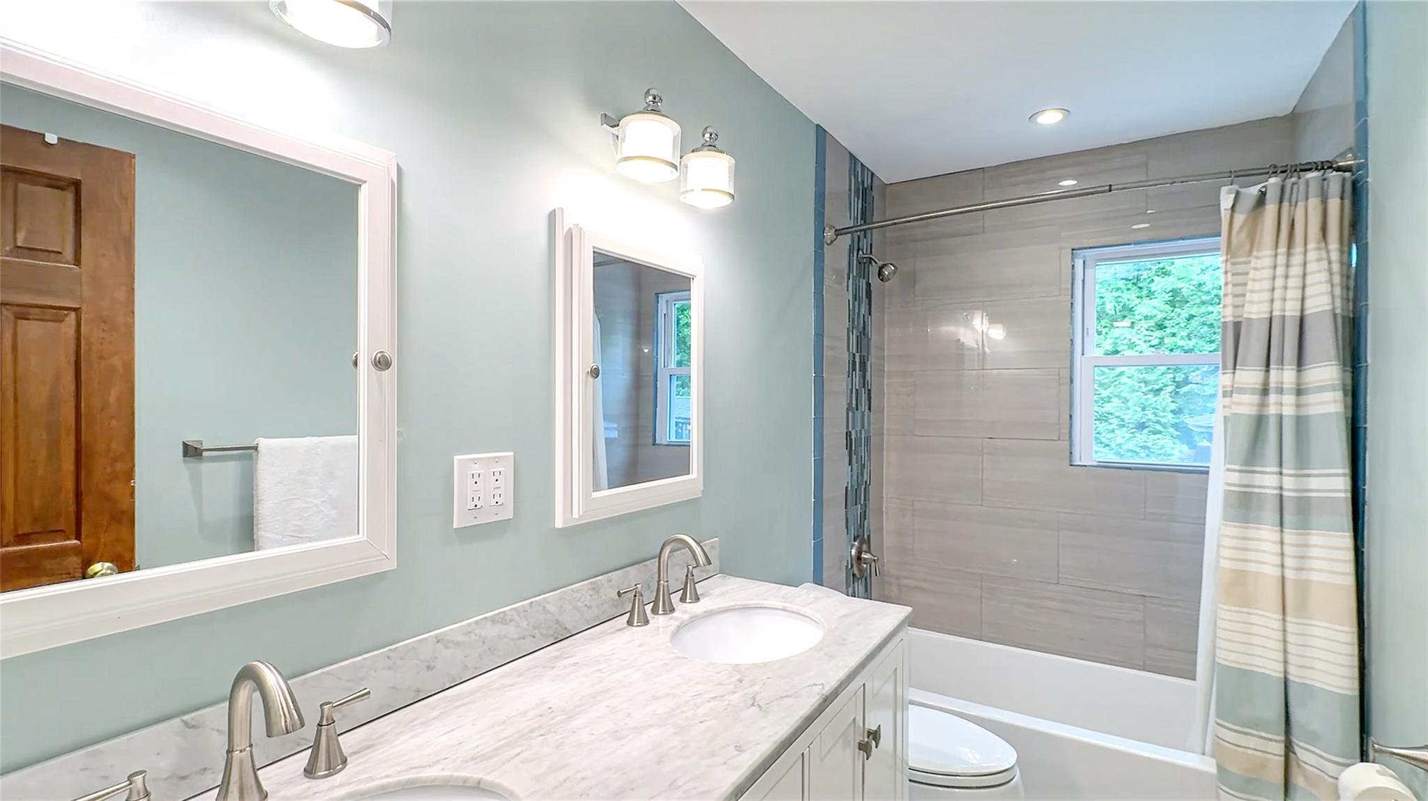 69 Bankside Drive, Centerport, NY 11721