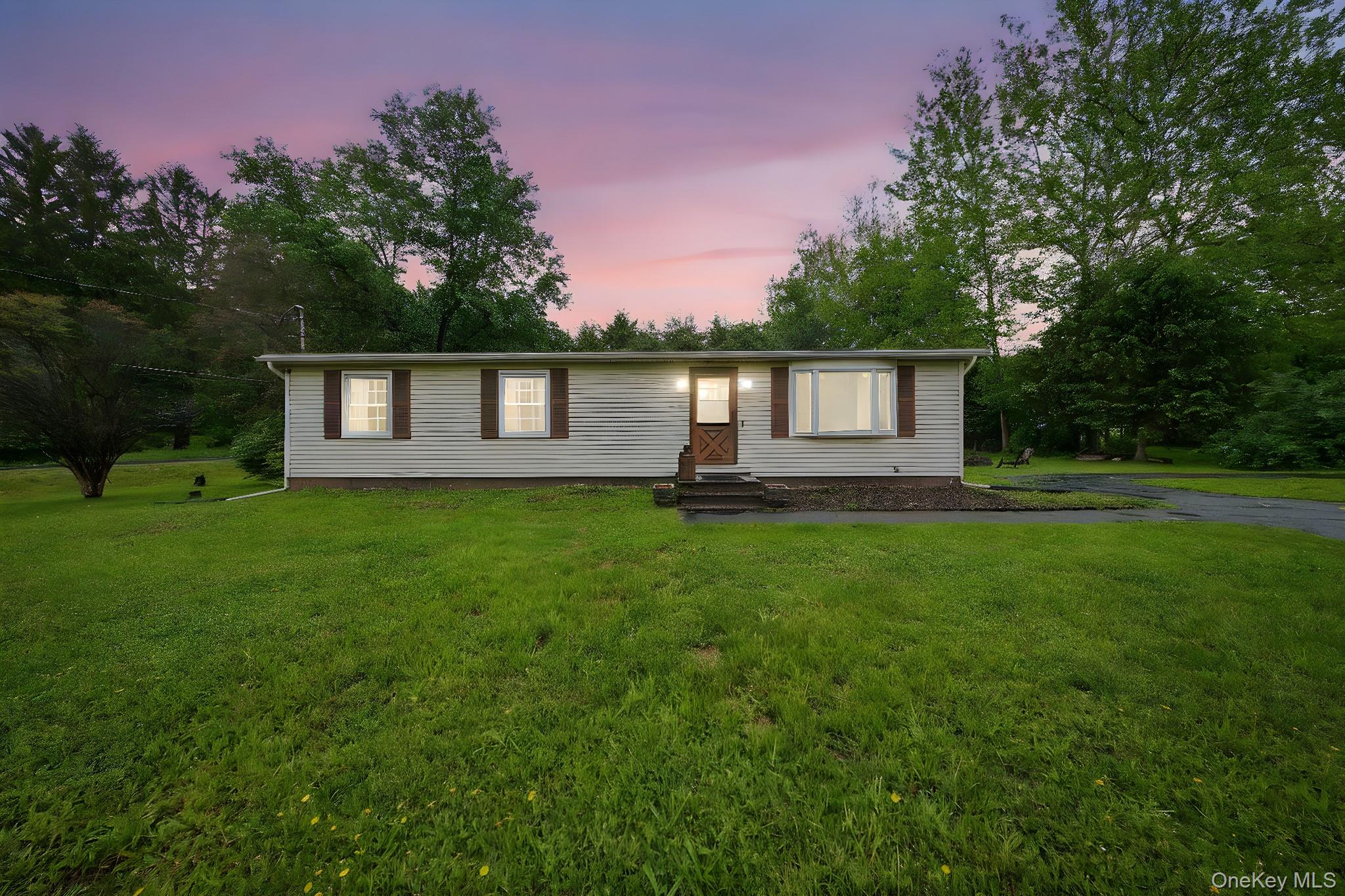 1 Schoolhouse Lane, Port Jervis, NY 12771