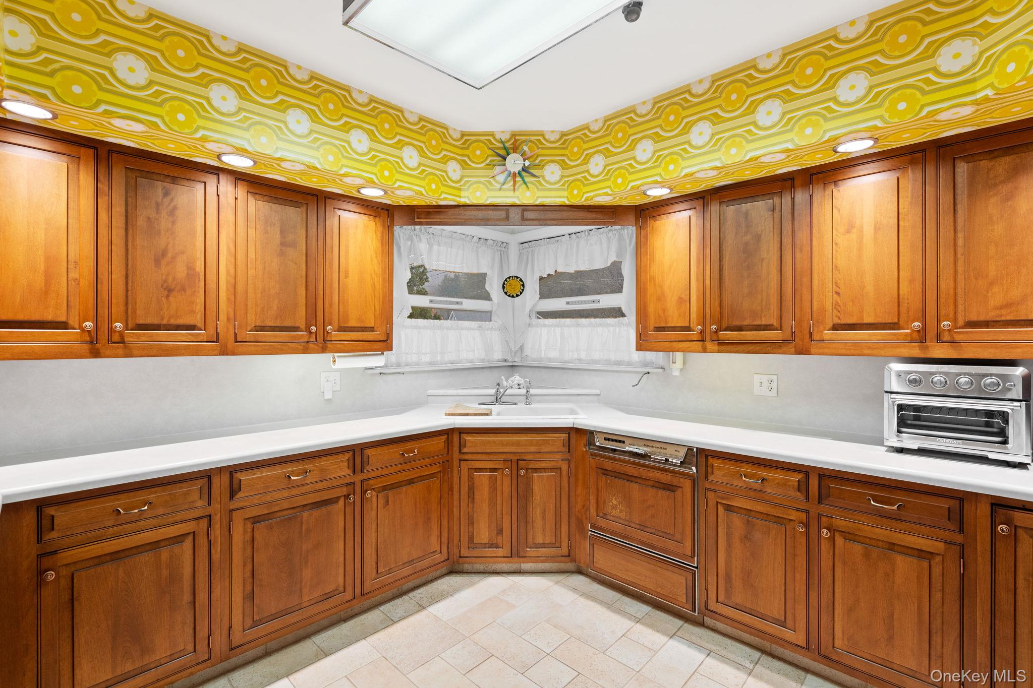 29 Maiden Lane, Port Jervis, NY 12771