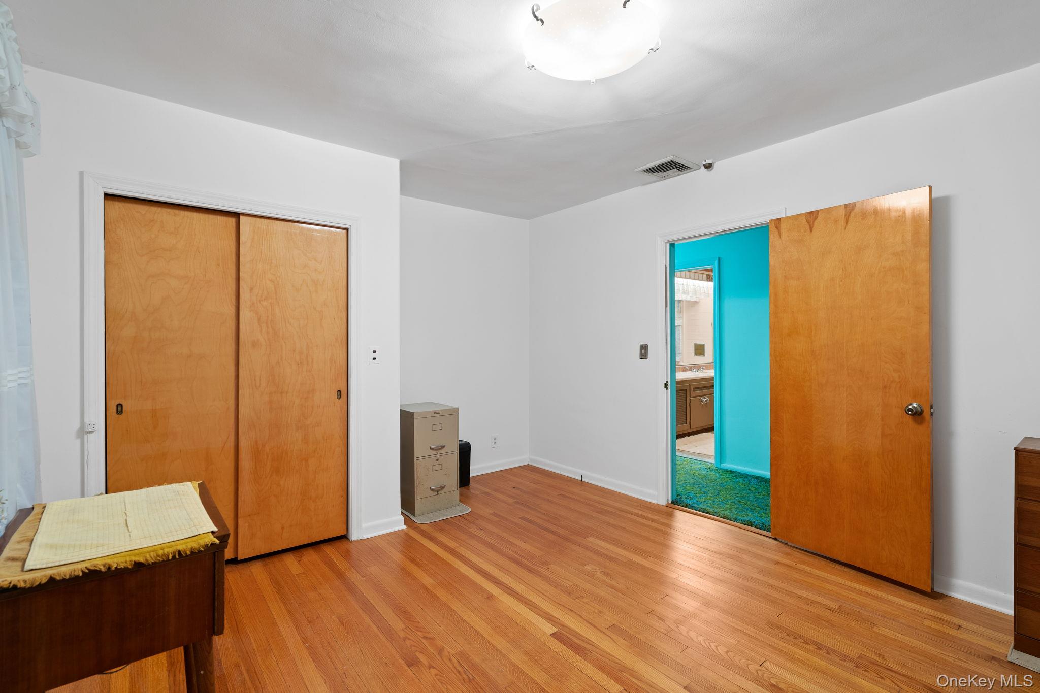 29 Maiden Lane, Port Jervis, NY 12771