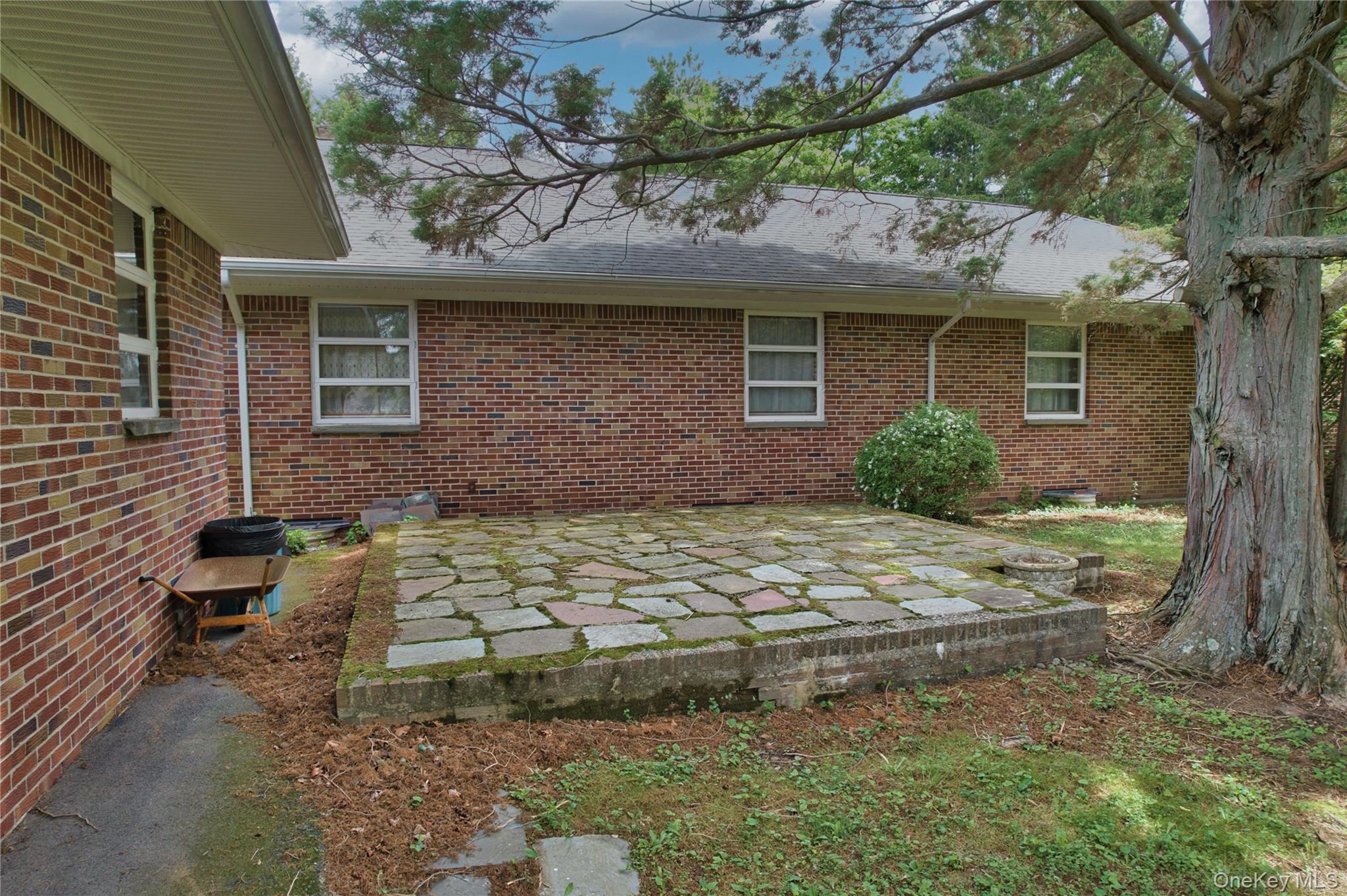 29 Maiden Lane, Port Jervis, NY 12771