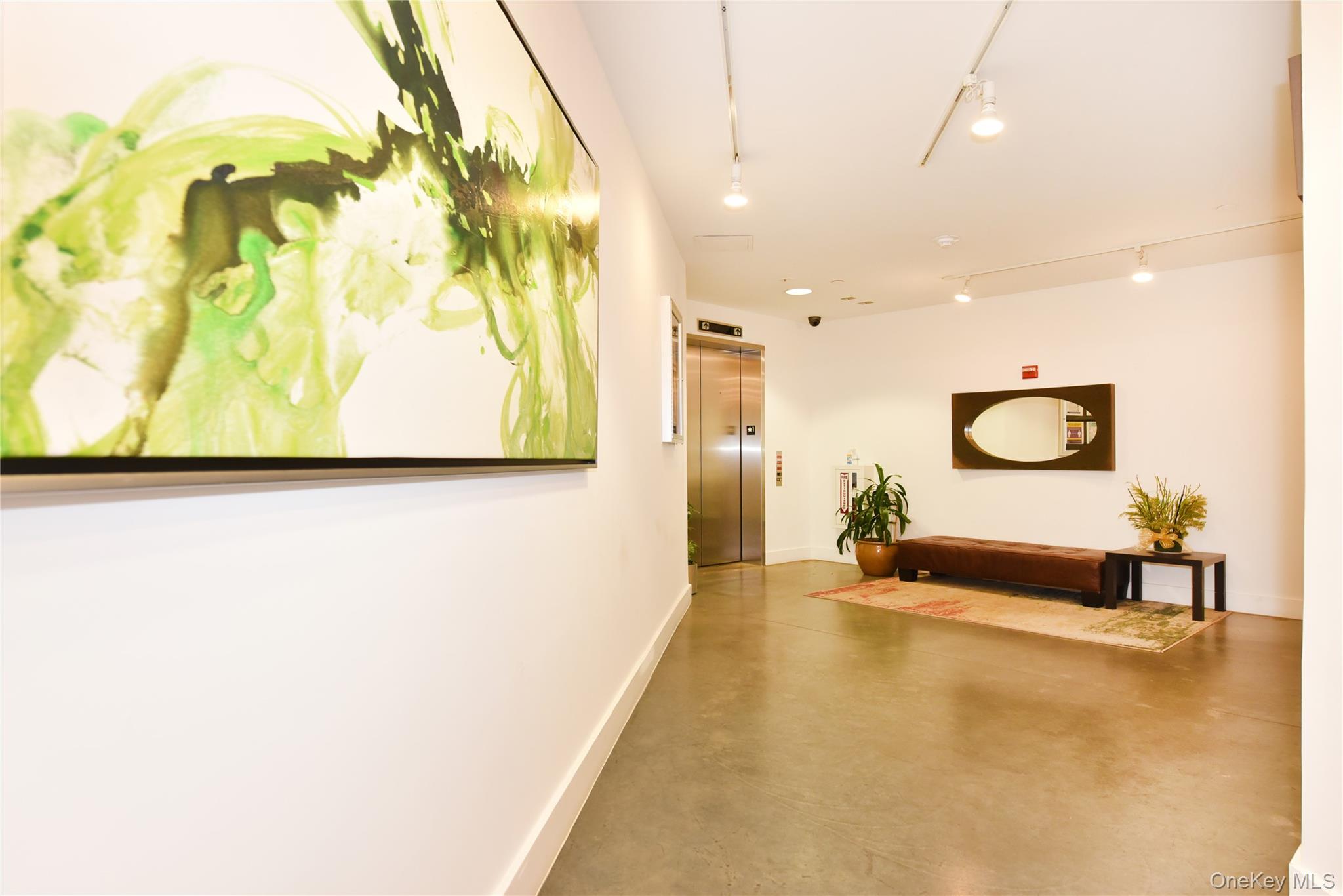 70 S Main Street # 307-PH, Freeport, NY 11520