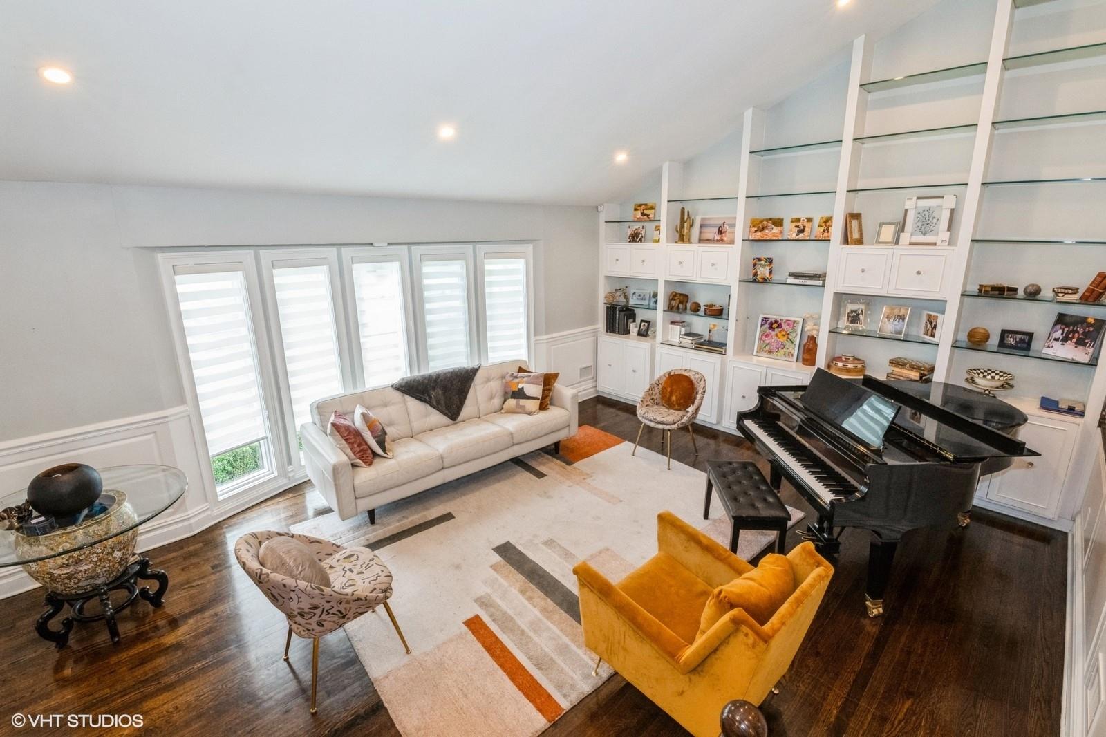 756 Dumont Place, North Woodmere, NY 11581