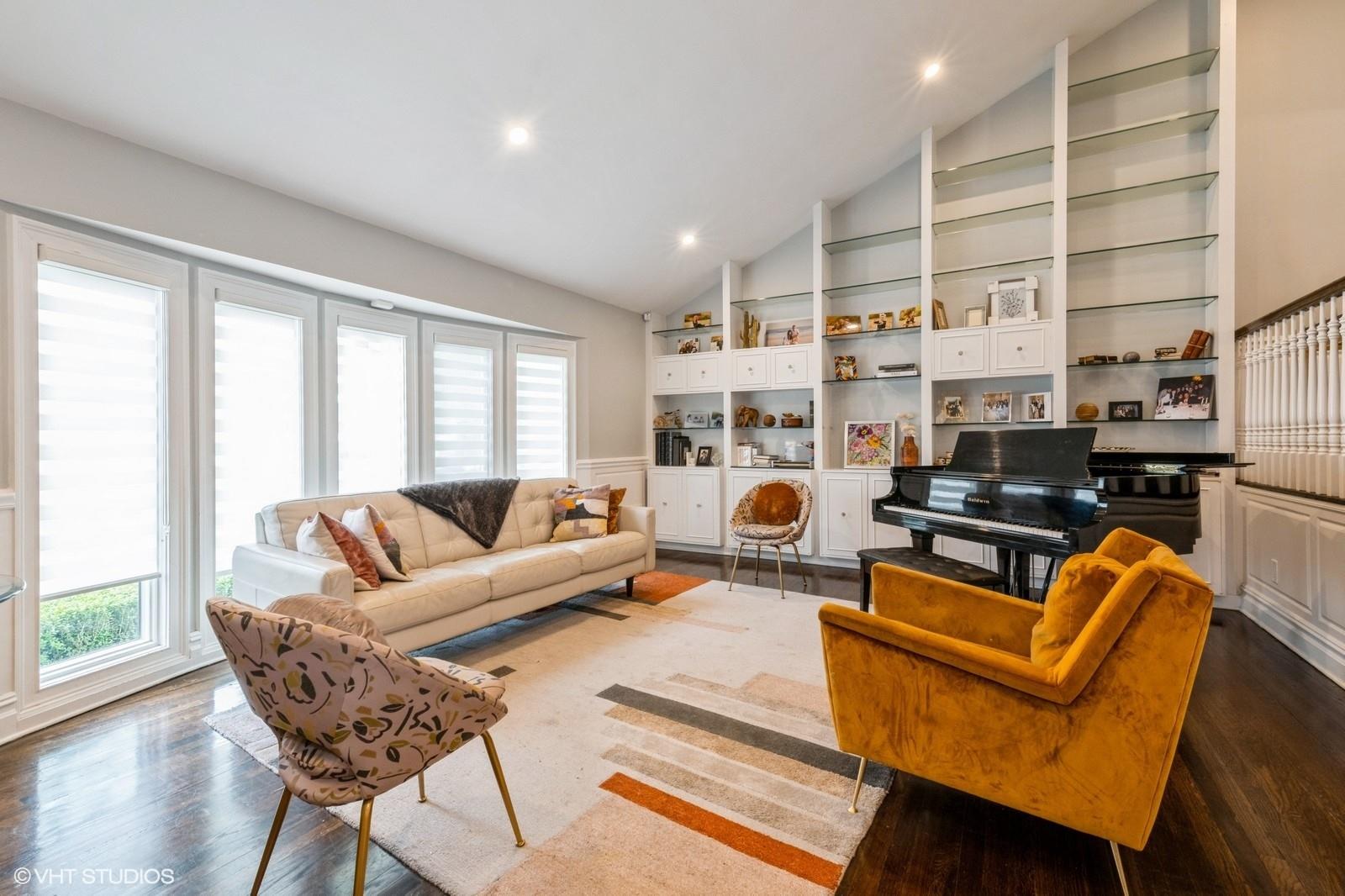 756 Dumont Place, North Woodmere, NY 11581