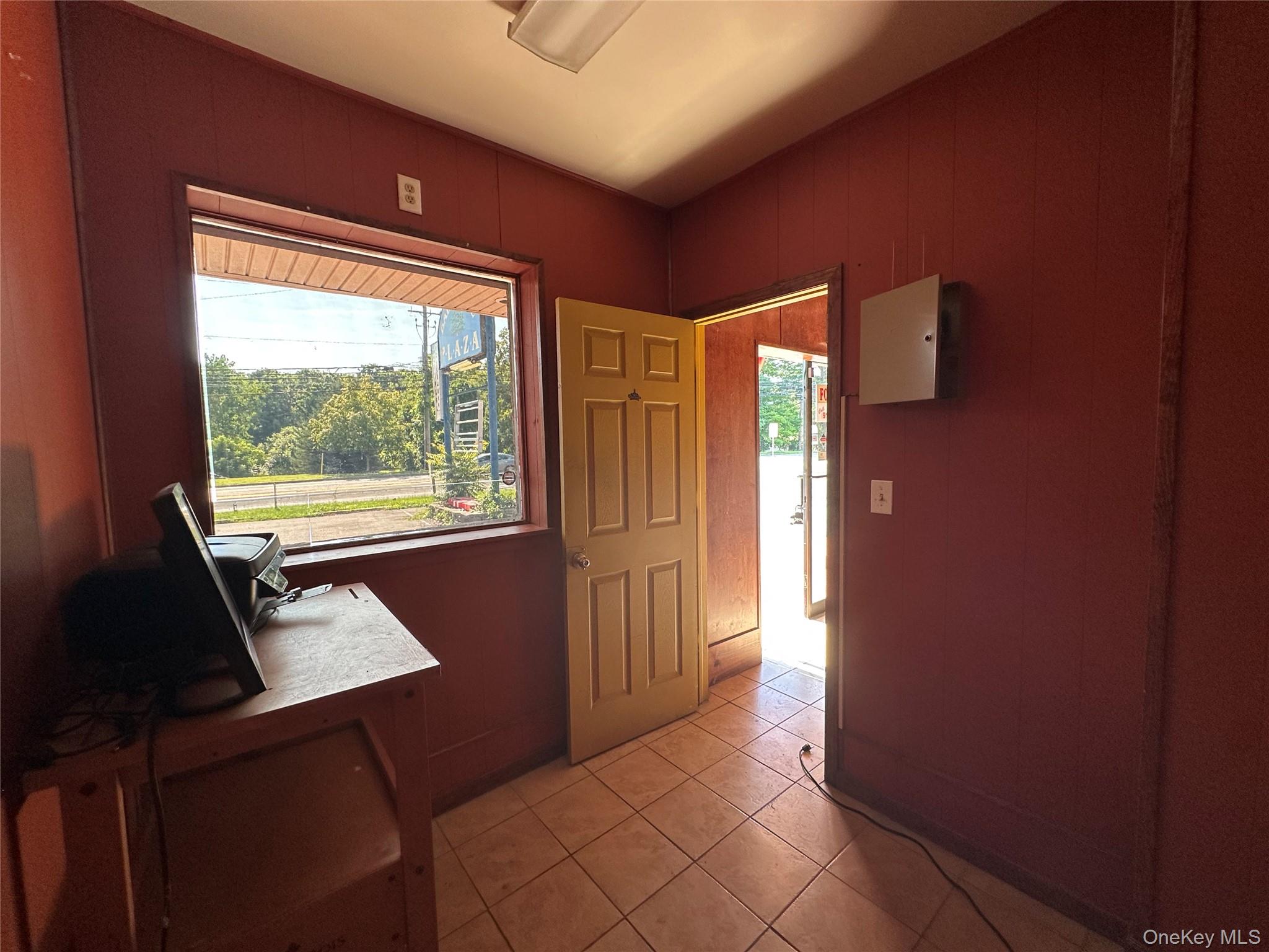 5251 Route 9W, Newburgh, NY 12550