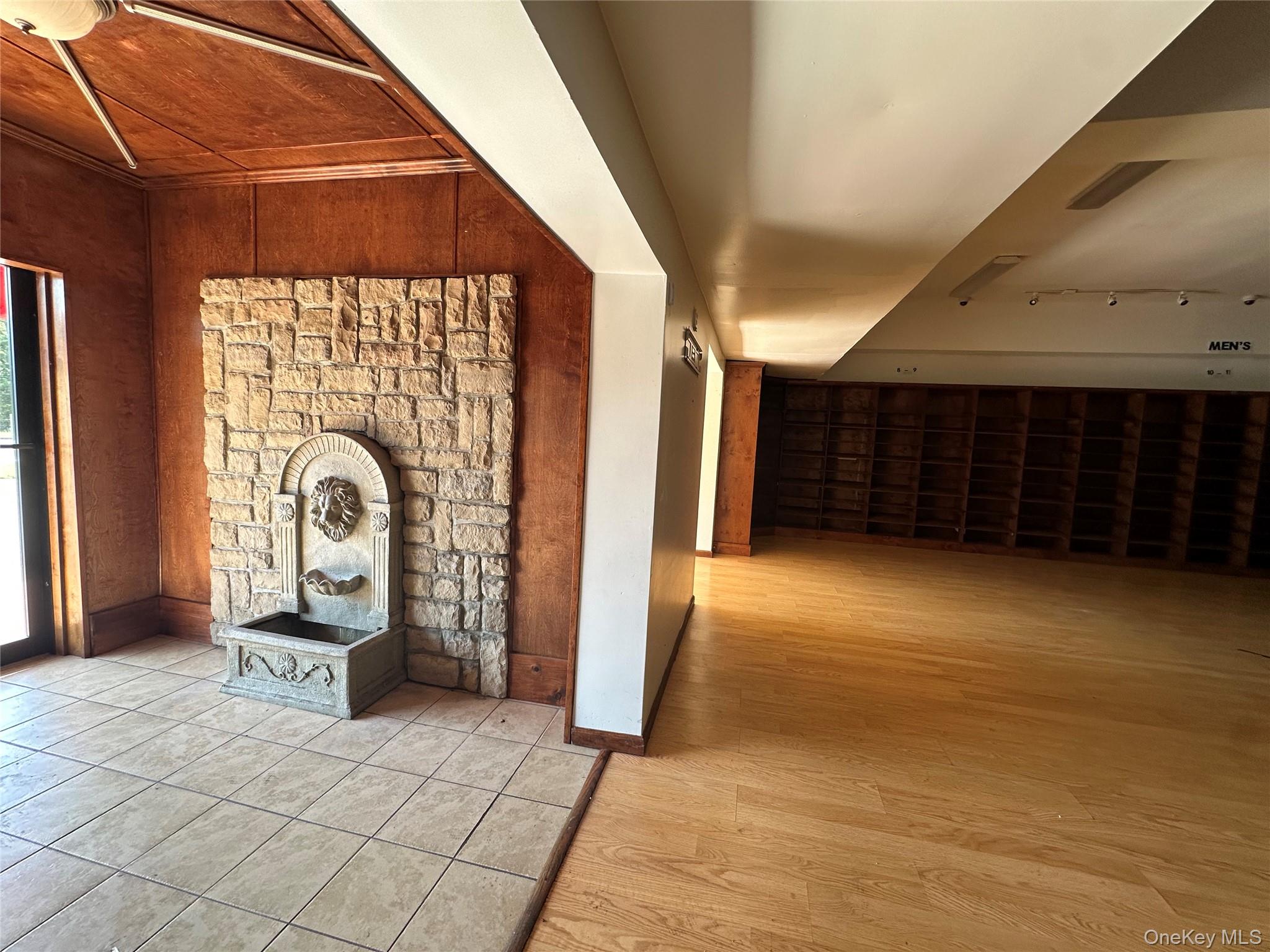 5251 Route 9W, Newburgh, NY 12550