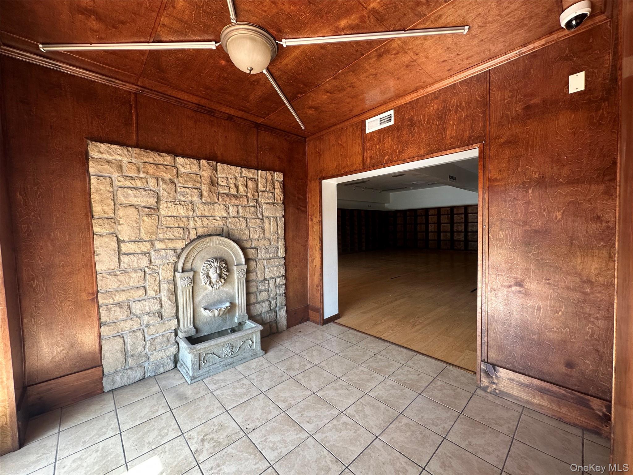 5251 Route 9W, Newburgh, NY 12550