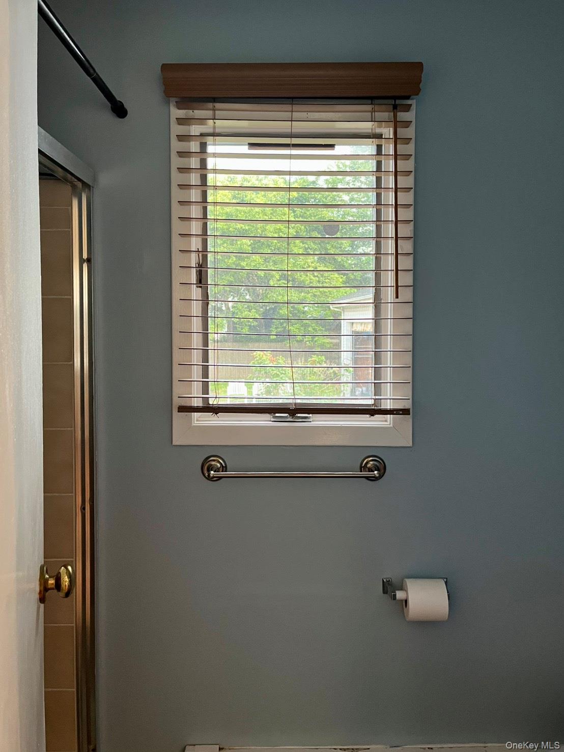 13 Reinhart Court, Melville, NY 11747