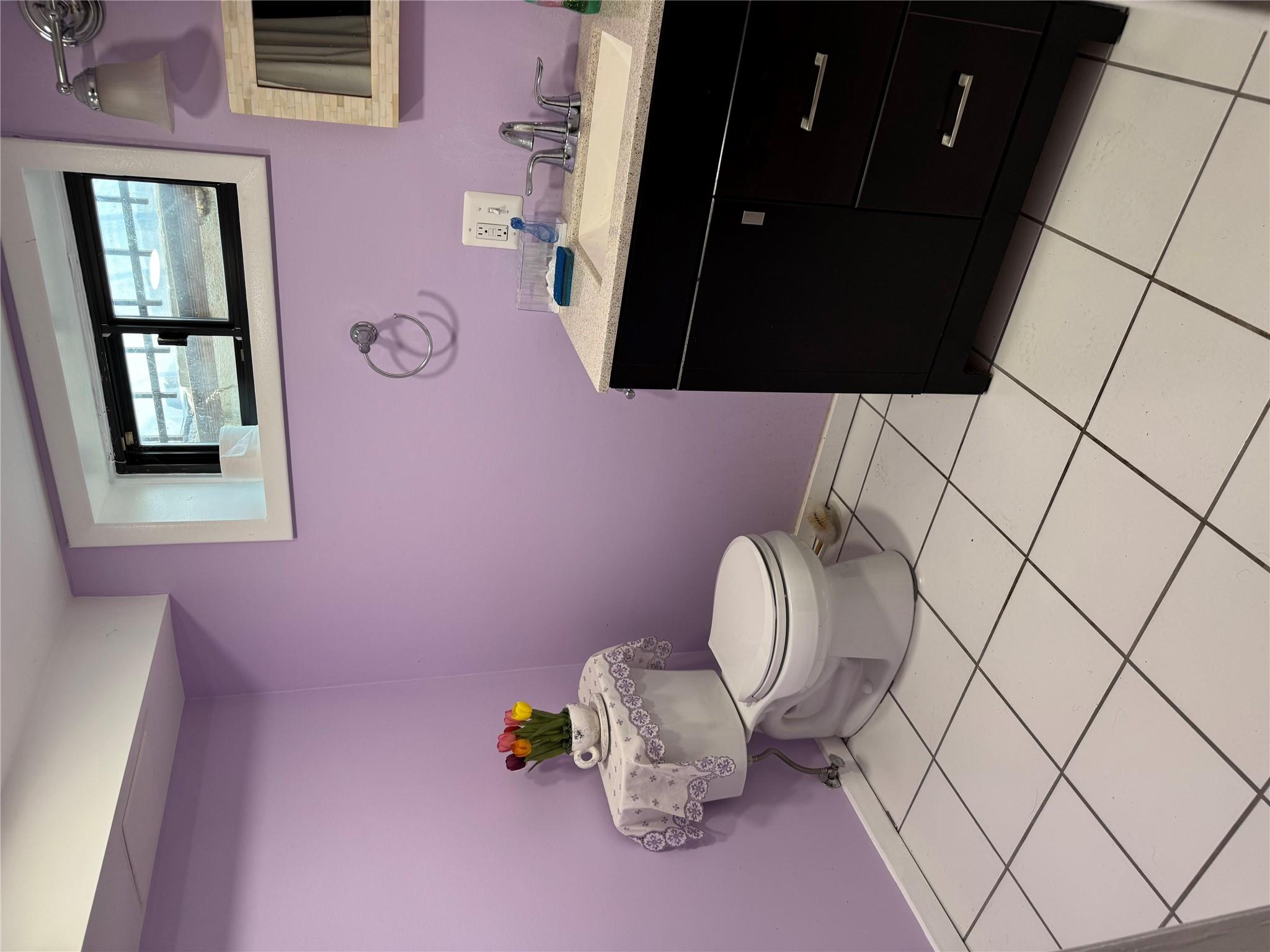 6472 84th Street, Middle Village, NY 11379