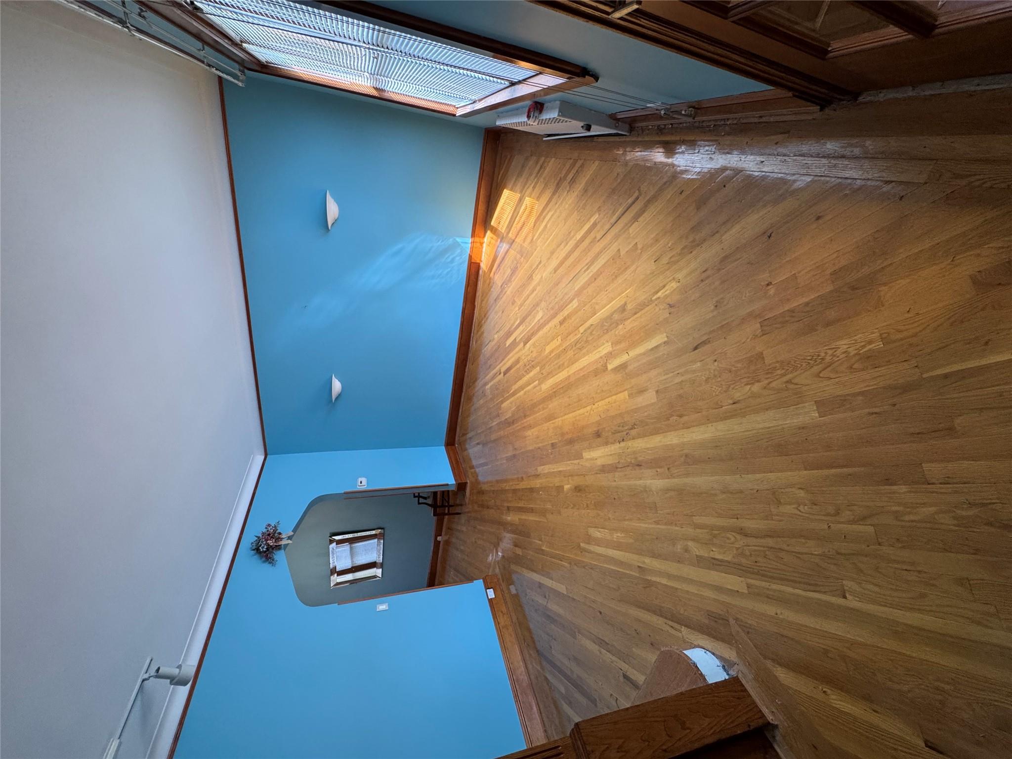 6472 84th Street, Middle Village, NY 11379