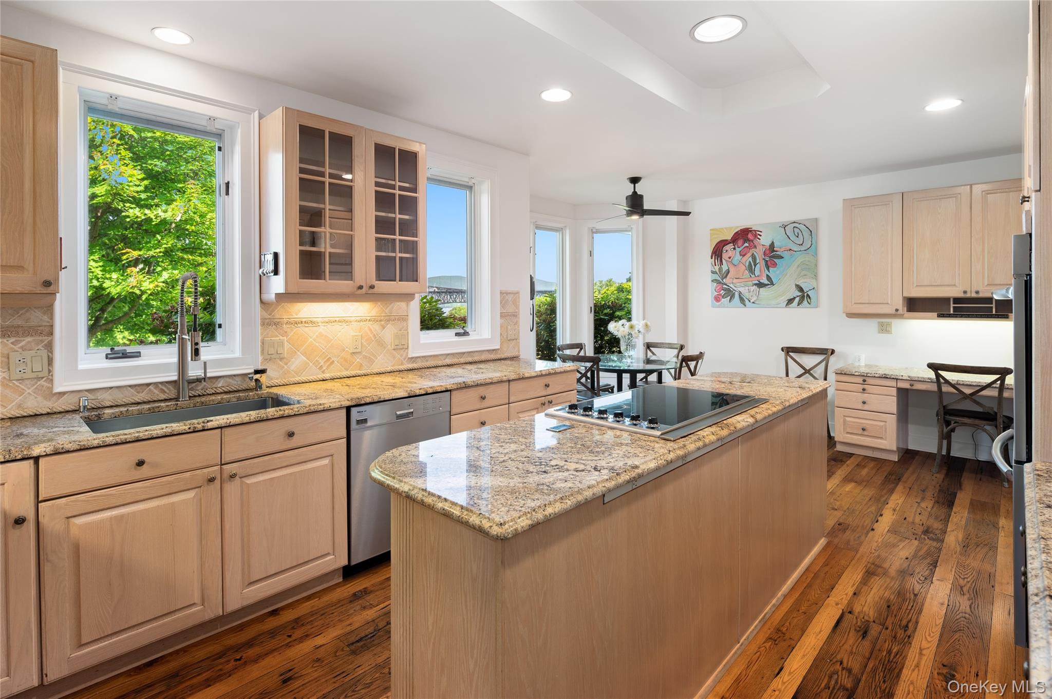 560 Grand Avenue, Balmville, NY 12550