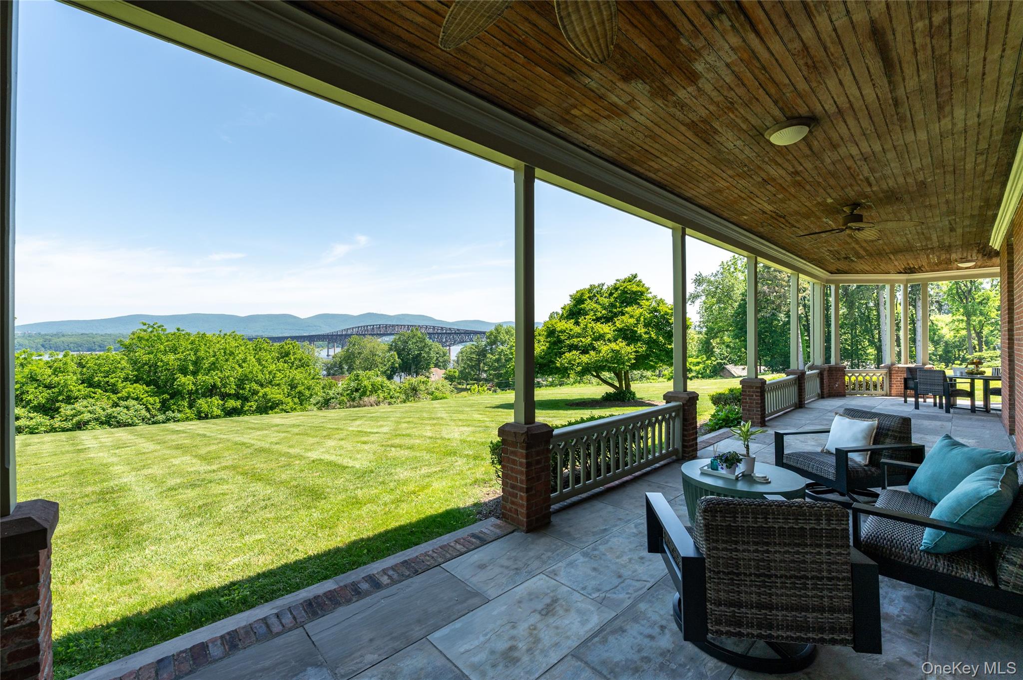 560 Grand Avenue, Balmville, NY 12550